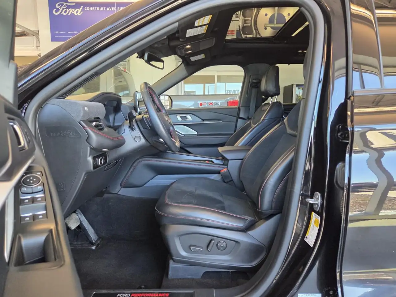 Ford Explorer снимка Ford Explorer