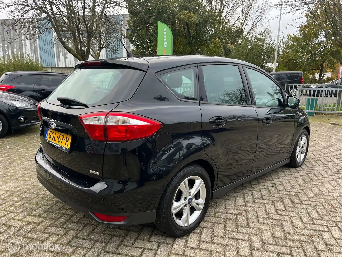 Ford C-Max 1.0 Titanium 6/ 12 M GARANTIE Noir - 2