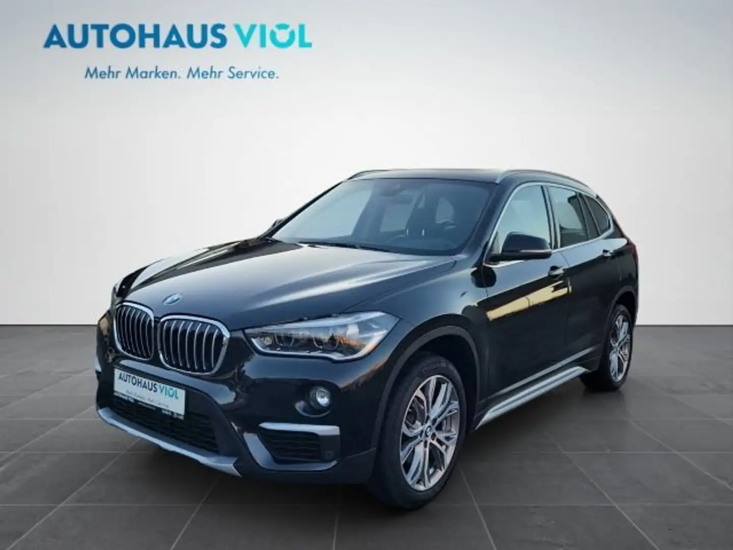 BMW X1 sDrive18i xLine Negro - 1
