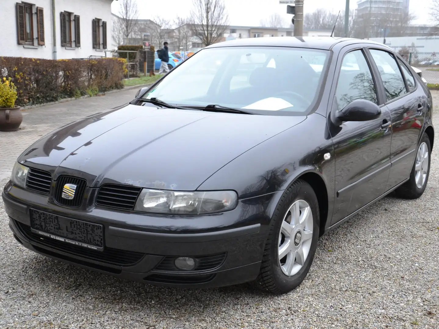 SEAT Leon Leon 1.6 16V Signo  Tüv: NEU 11/2027 Schwarz - 2