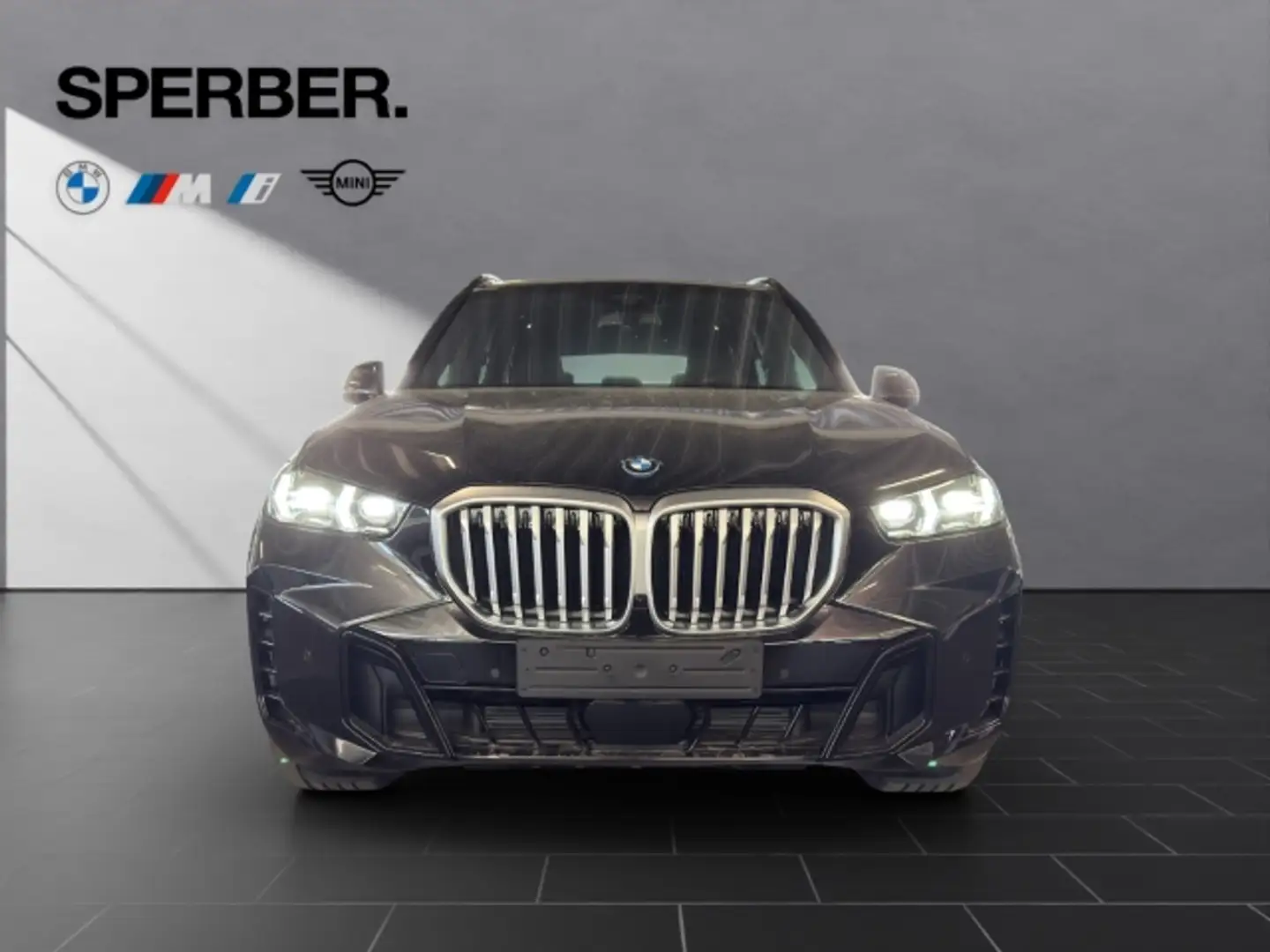 BMW X5 xDr.50e M-Sport,Inno-Pkt.,Autobahnass.,Aktivlenk., Schwarz - 2