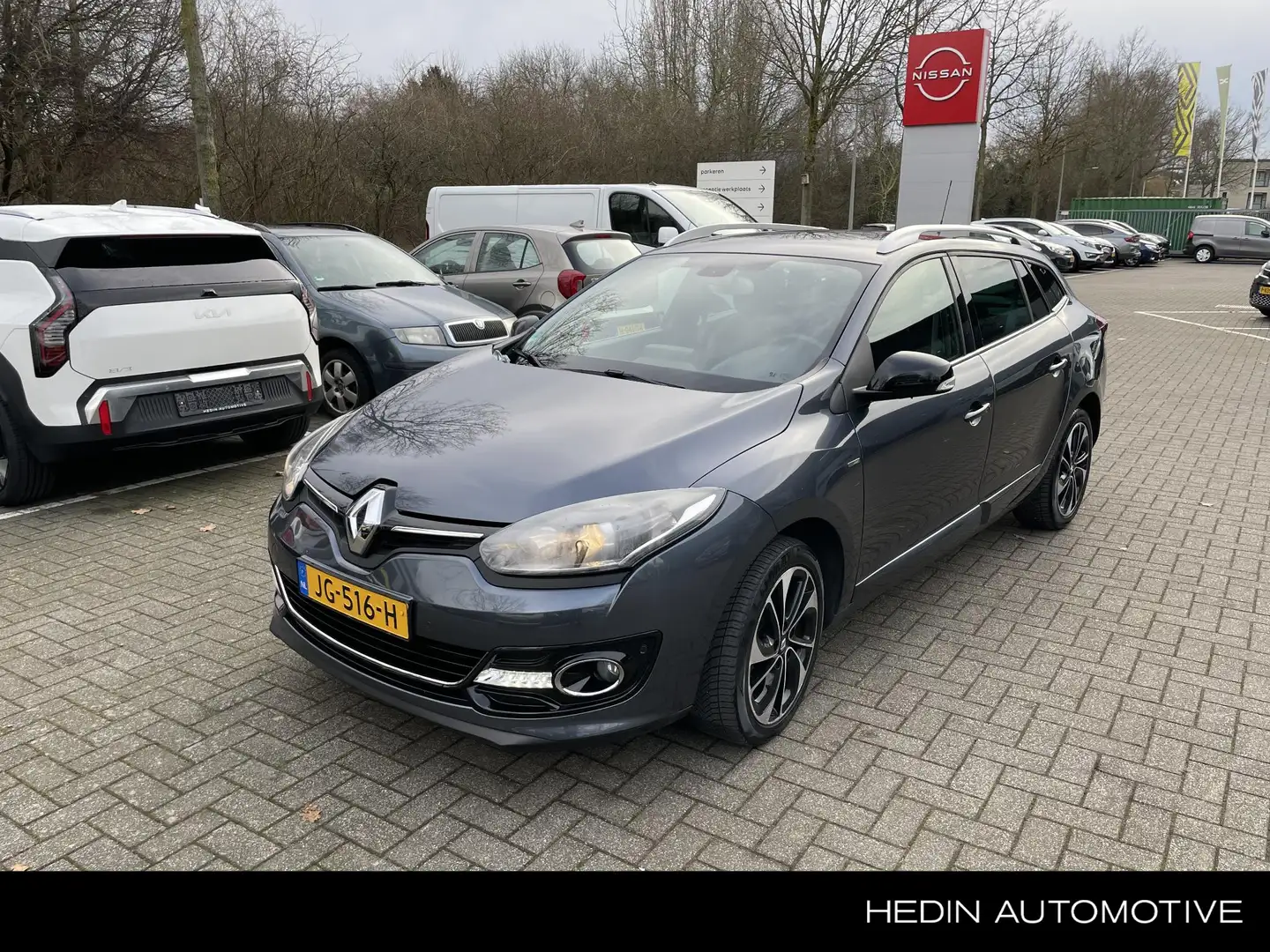 Renault Megane Estate 1.2 TCe Bose Grijs - 1