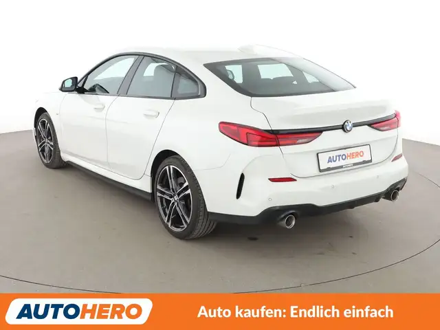 BMW 2 Series view 4