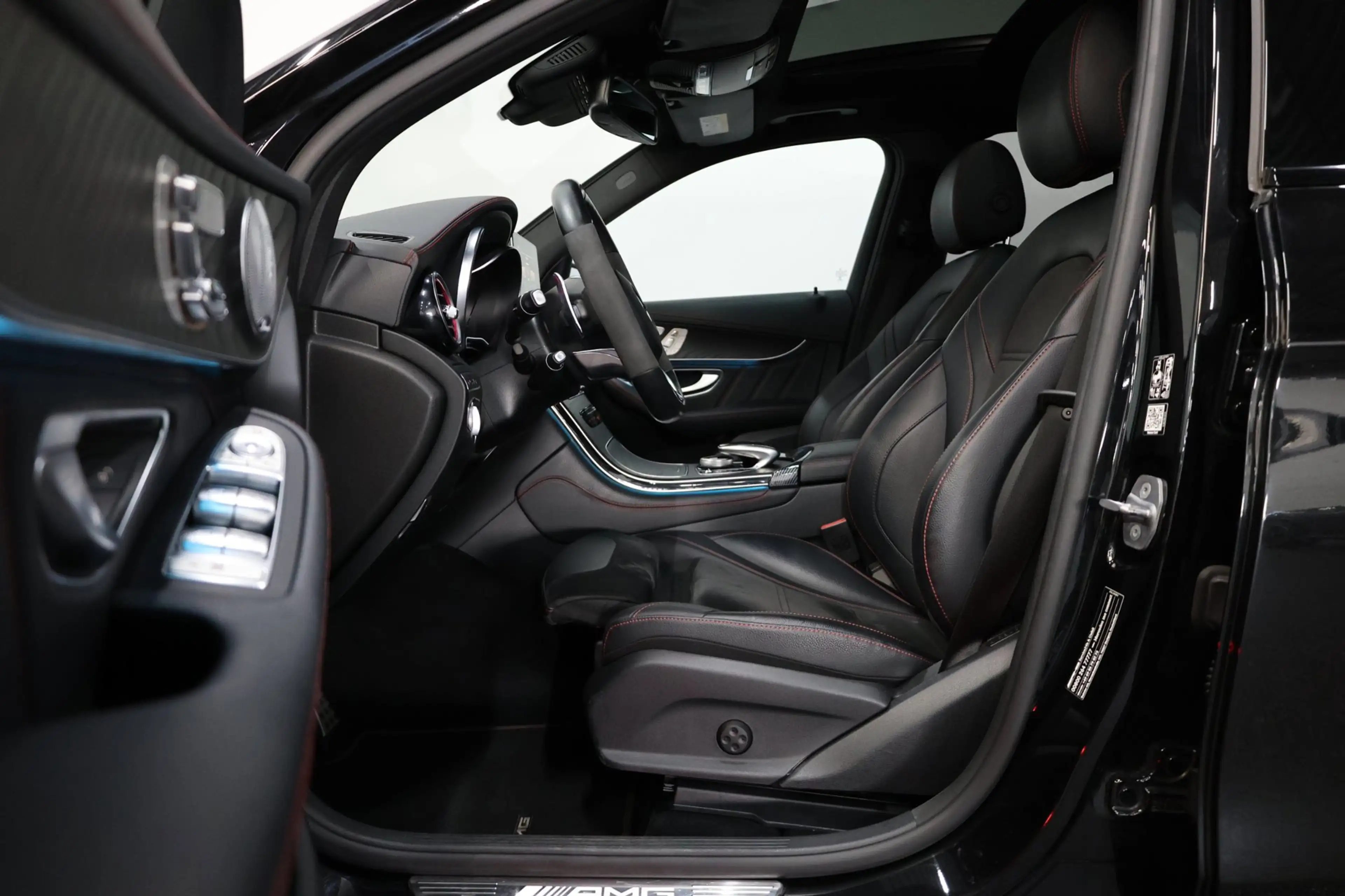 Mercedes-Benz GLC 43 AMG 4MATIC 367+PK LED/SFEER/PANO/HALF LEDER+S.VERWARMI — photo 11