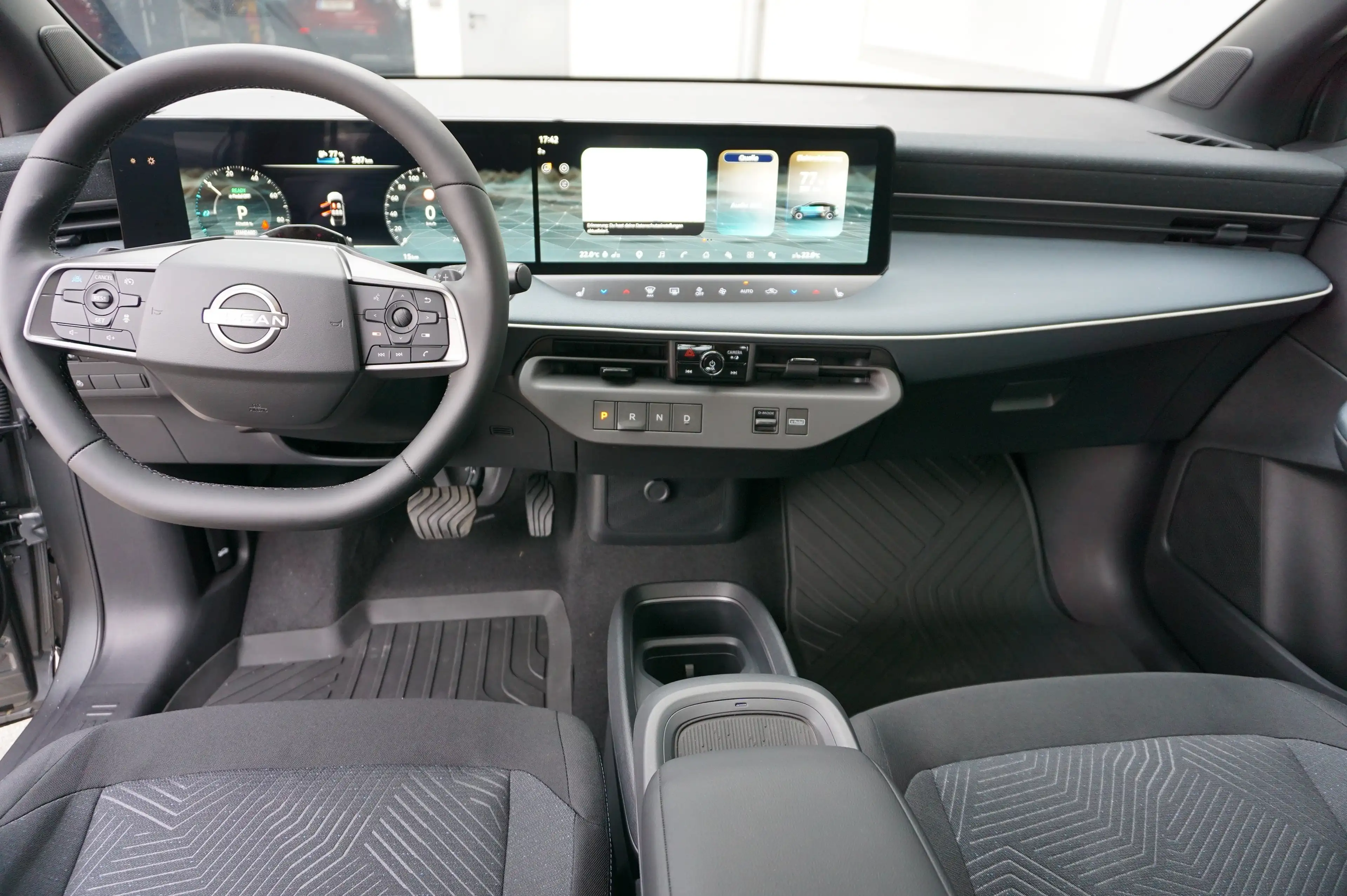 Nissan Leaf ENGAGE + 52kwH — photo 9