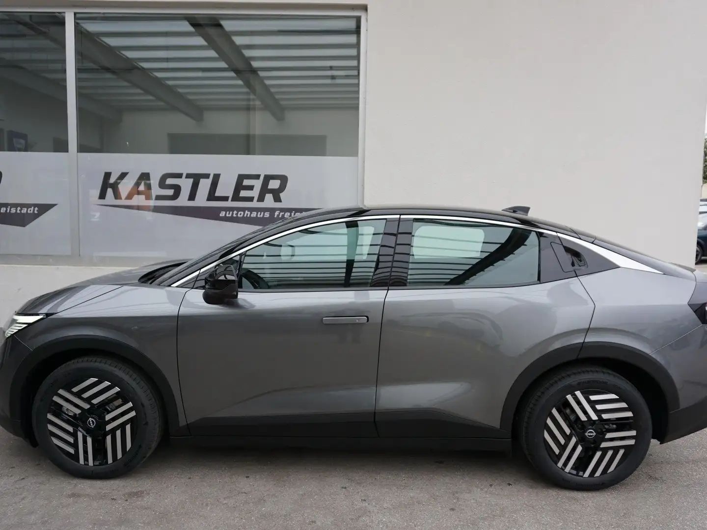 Nissan Leaf ENGAGE + 52kwH Grau - 2