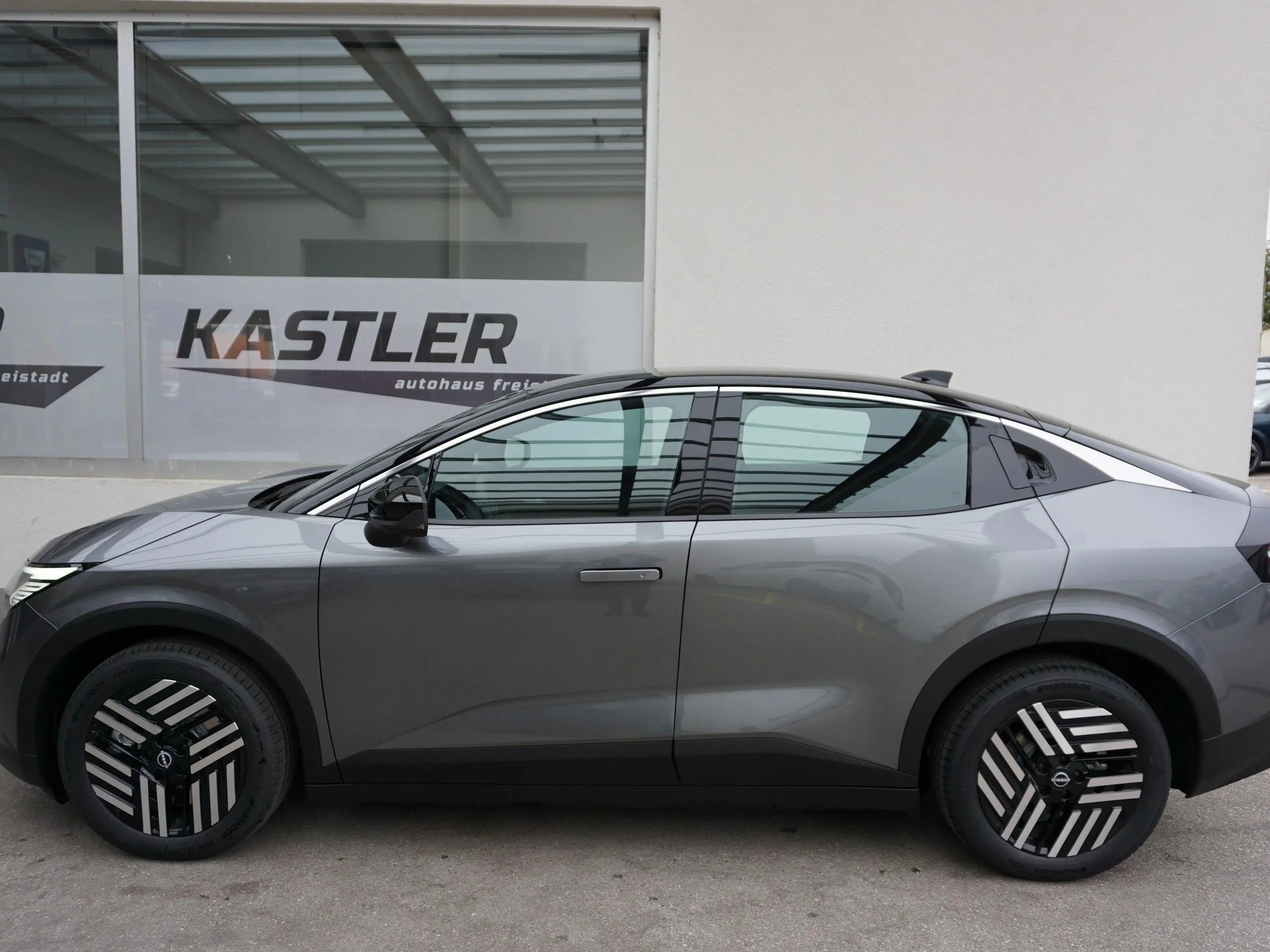Nissan Leaf ENGAGE + 52kwH — photo 2