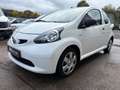 Toyota Aygo Basis Weiß - thumbnail 2