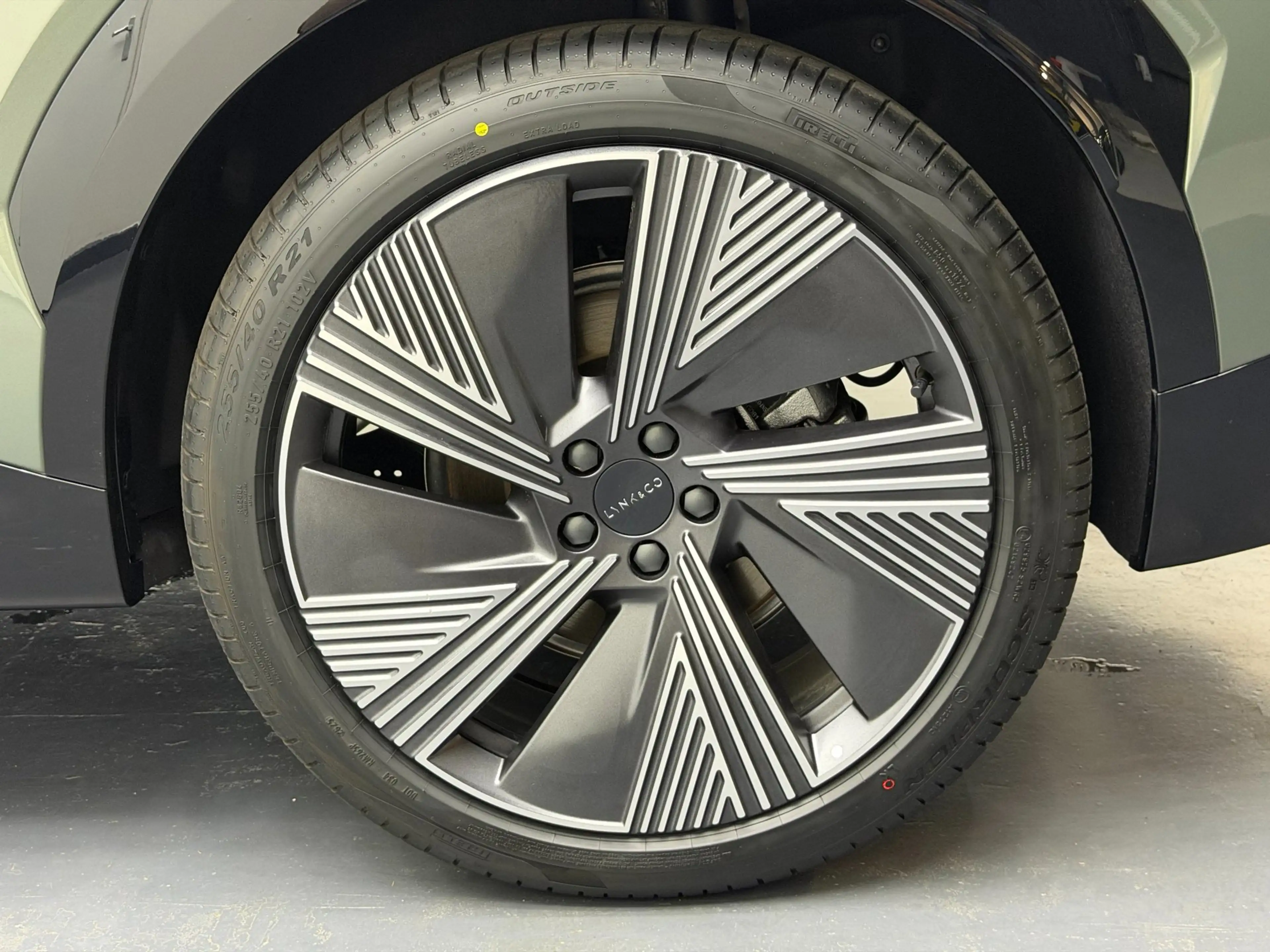 Lynk & Co 08 1.5 More - 200km Elektrisch - Pano - Harman Kardon — photo 7