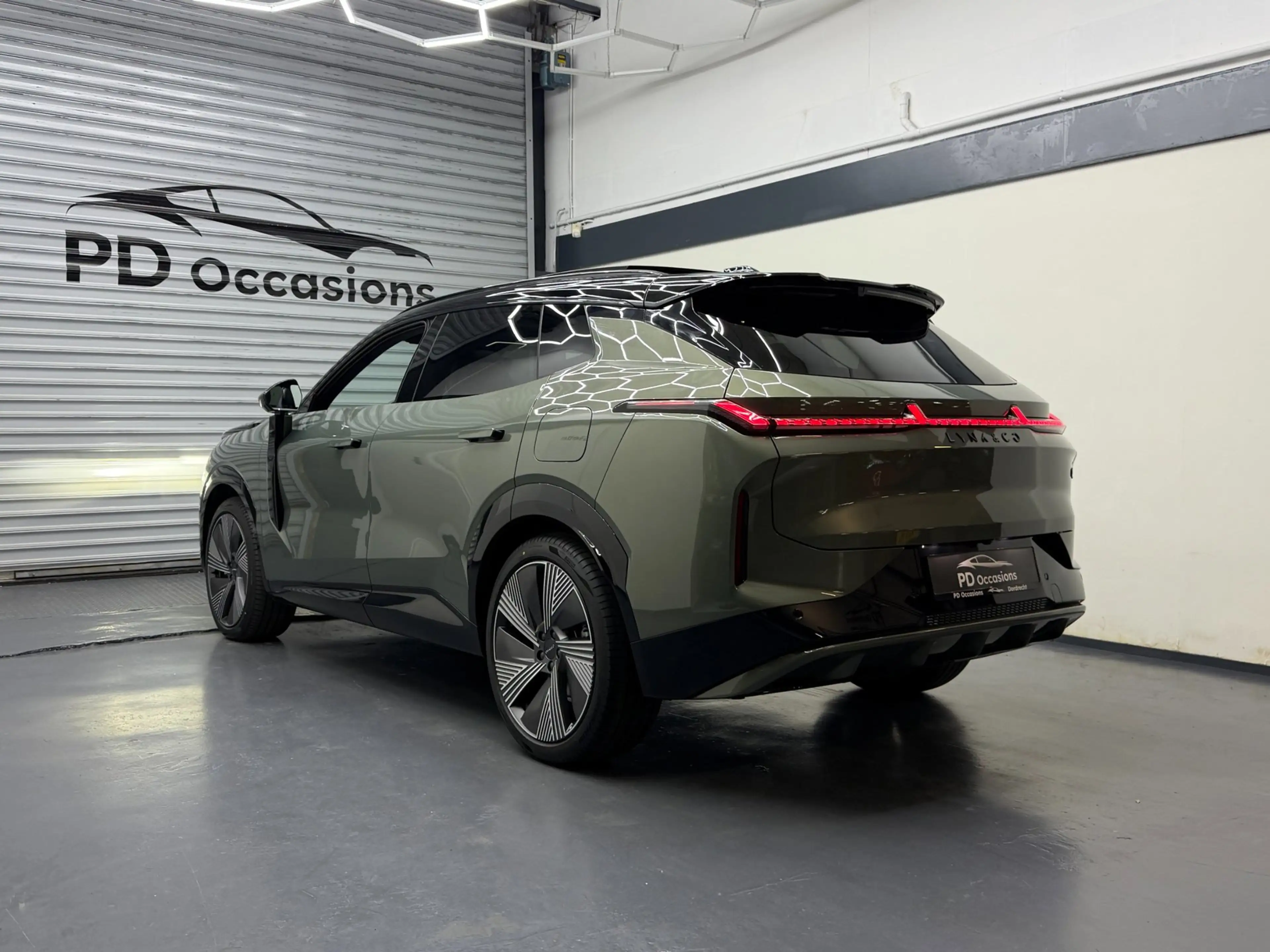 Lynk & Co 08 1.5 More - 200km Elektrisch - Pano - Harman Kardon — photo 3