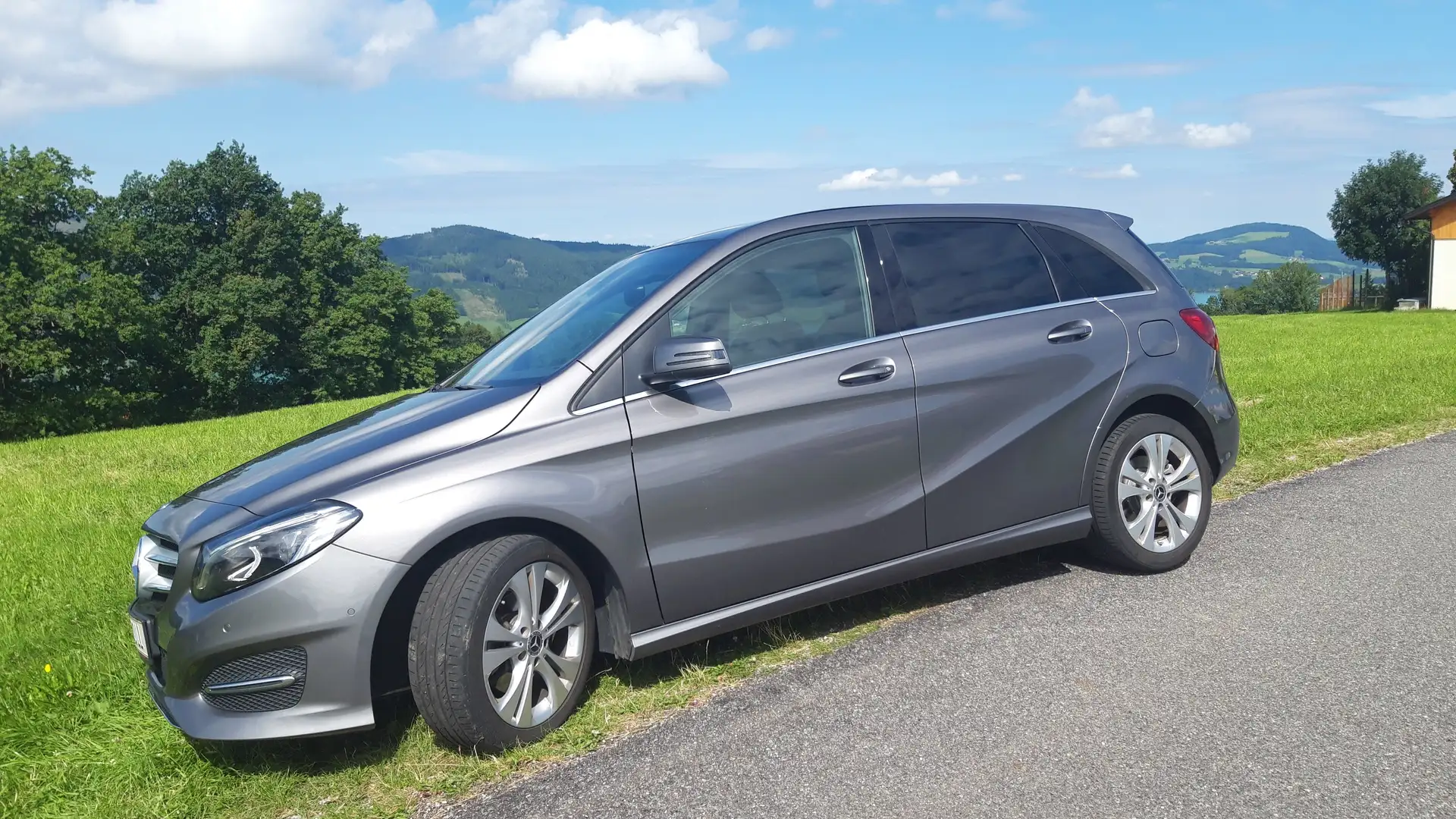 Mercedes-Benz B 200 B 200 d 4MATIC Aut. - 2