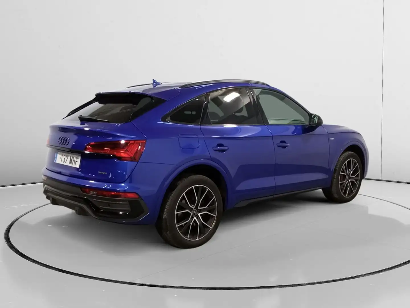 Audi Q5 55 TFSI e quattro black line Azul - 2