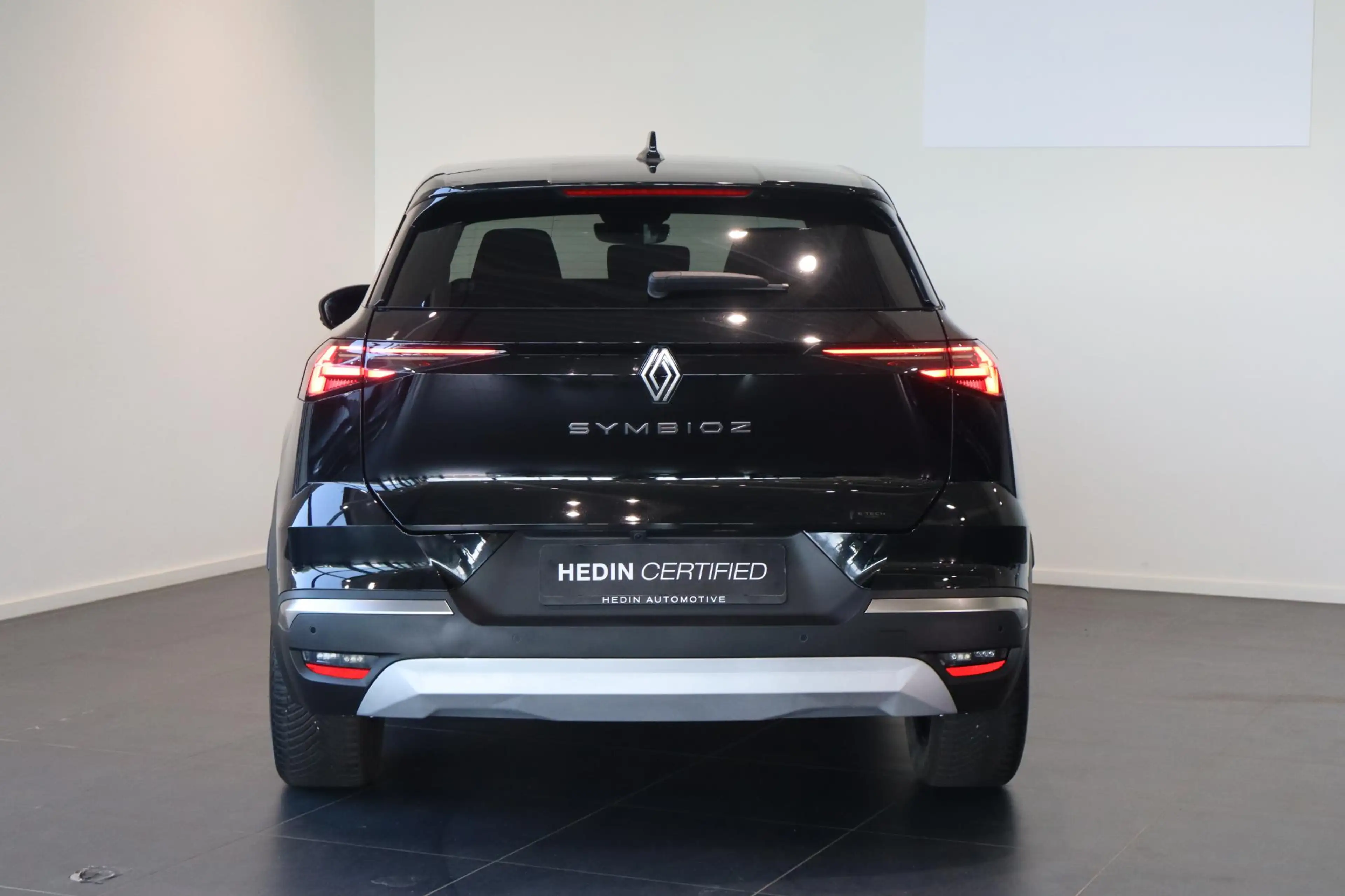 Renault Symbioz 1.6 E-Tech full hybrid 145 iconic — photo 8