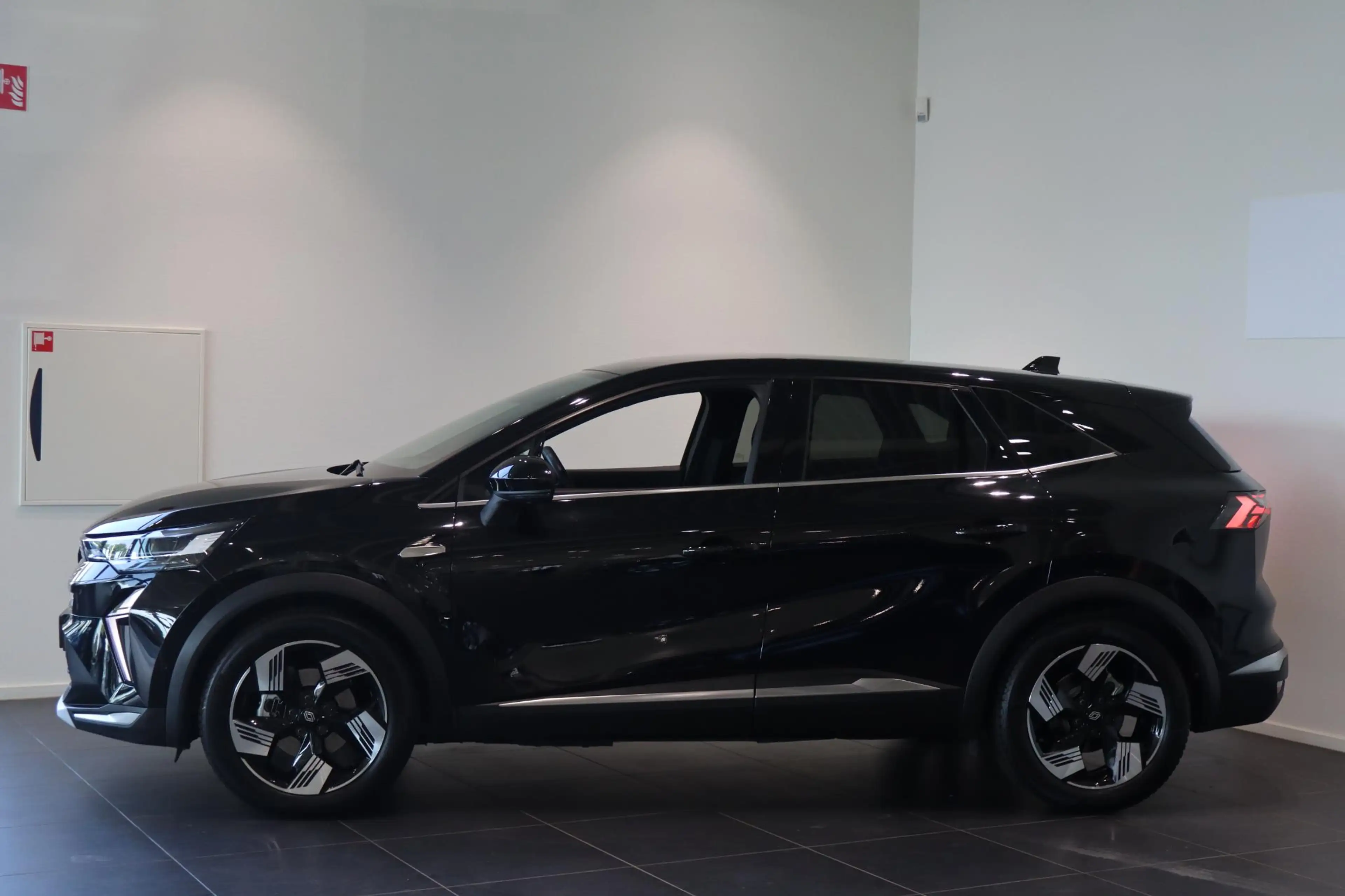 Renault Symbioz 1.6 E-Tech full hybrid 145 iconic — photo 7
