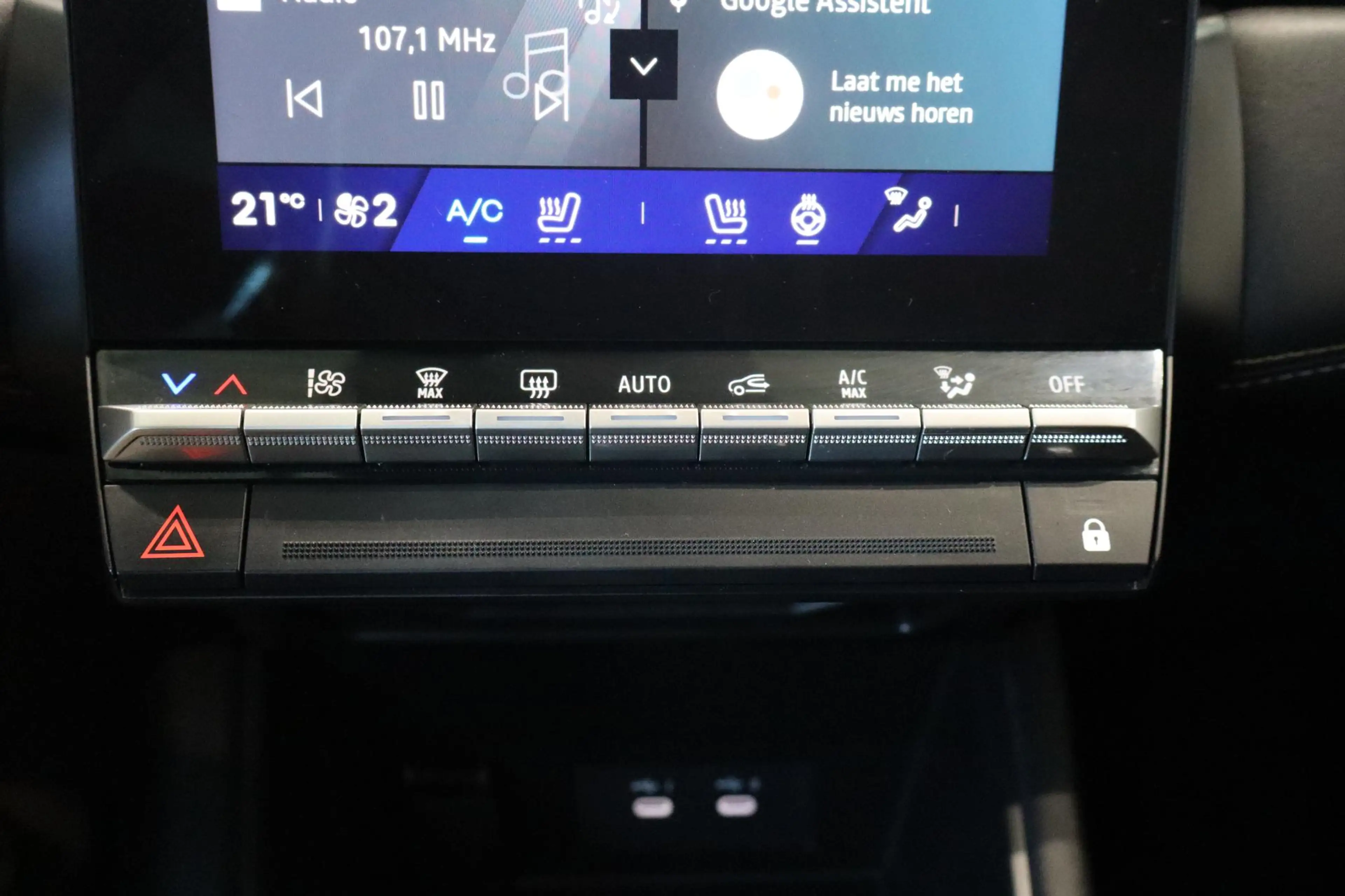 Renault Symbioz 1.6 E-Tech full hybrid 145 iconic — photo 12