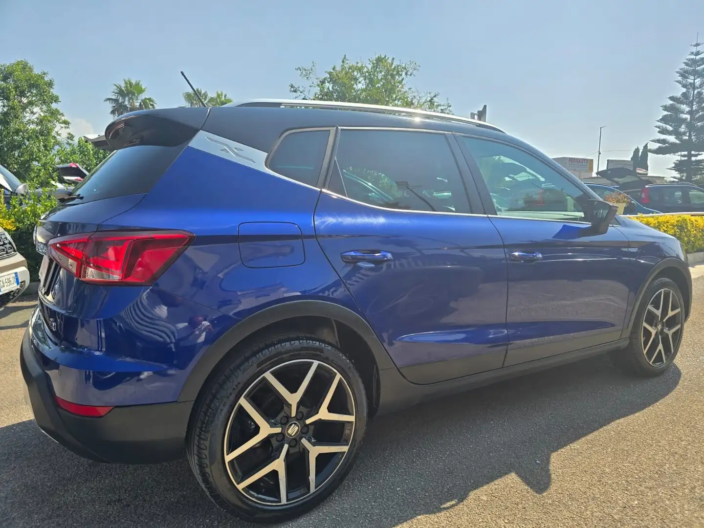 SEAT Arona 1.6TDI 115CV FR EDITION FULL Blu/Azzurro - 2