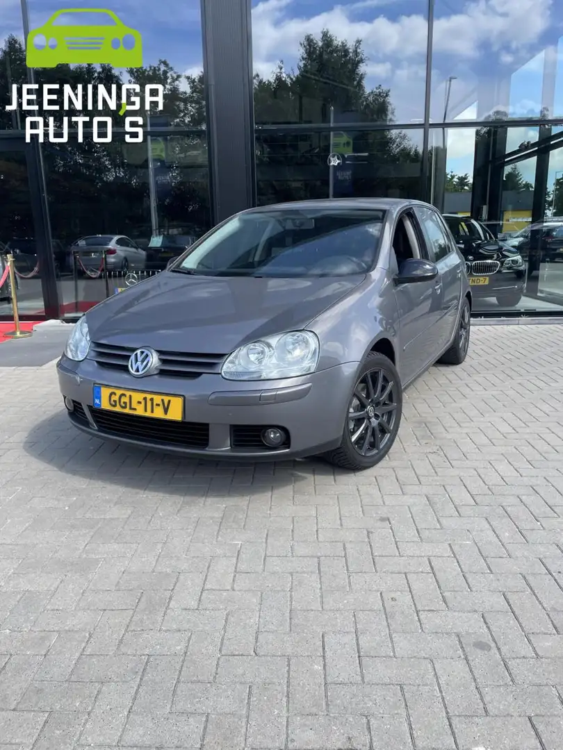 Volkswagen Golf 1.6 Sportline | Subwoofer | Clima | Cruise Grijs - 1