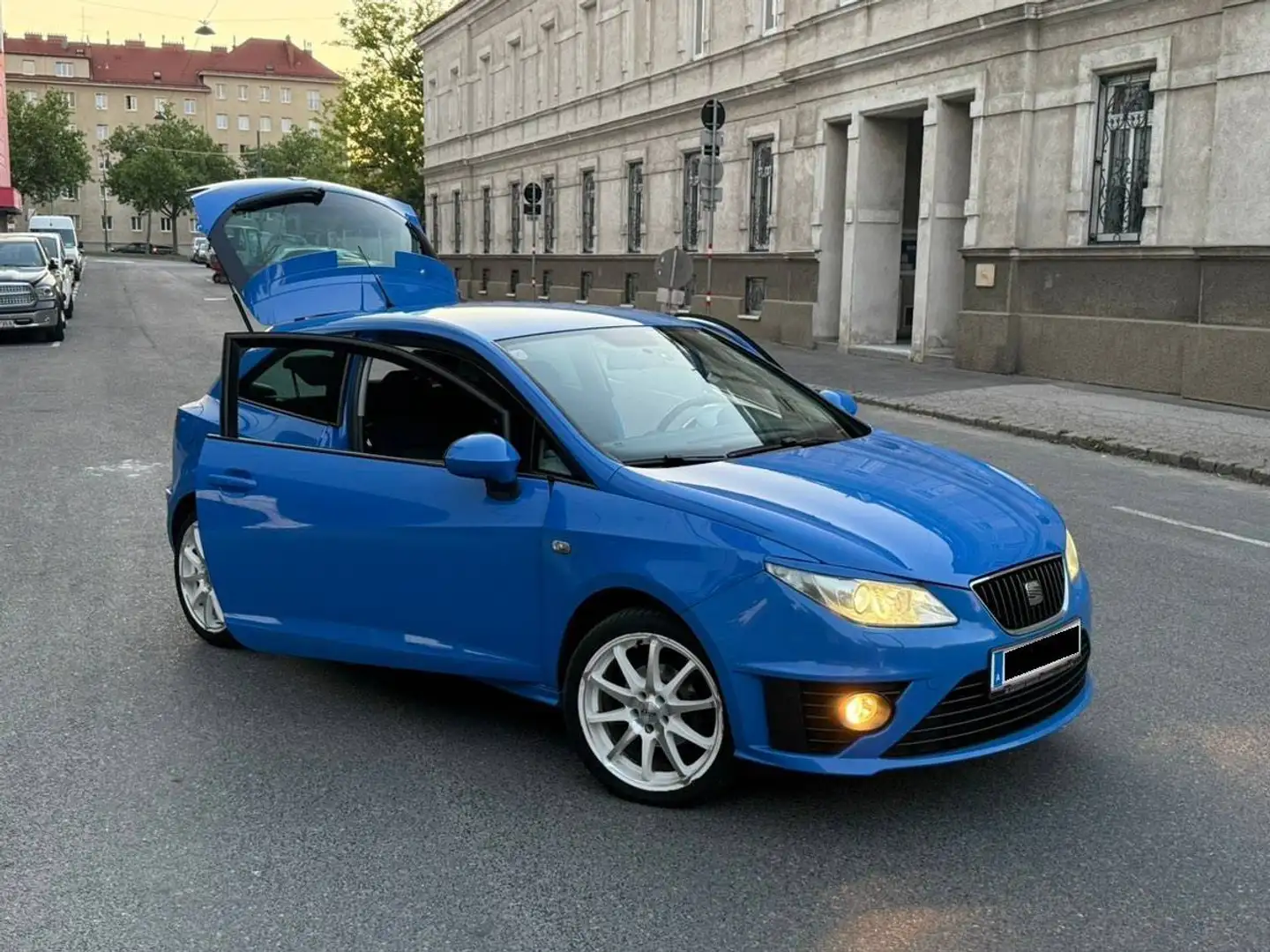 SEAT Ibiza Ibiza SportCoupé Style 1,6 Style Blau - 2