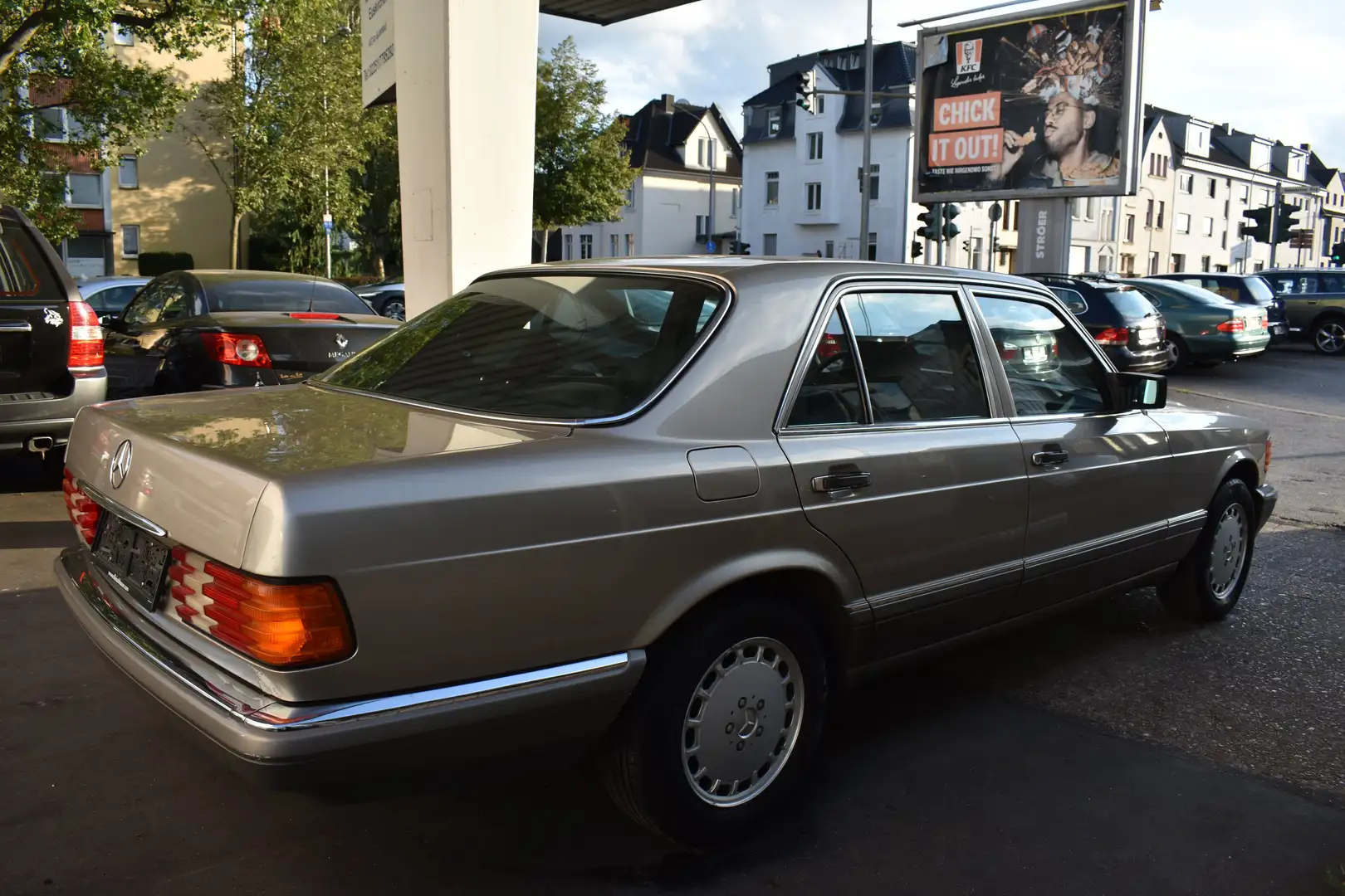 Mercedes-Benz S 300 SE * Automatik H Oldtimer *TÜV 06.2027 Oro - 2