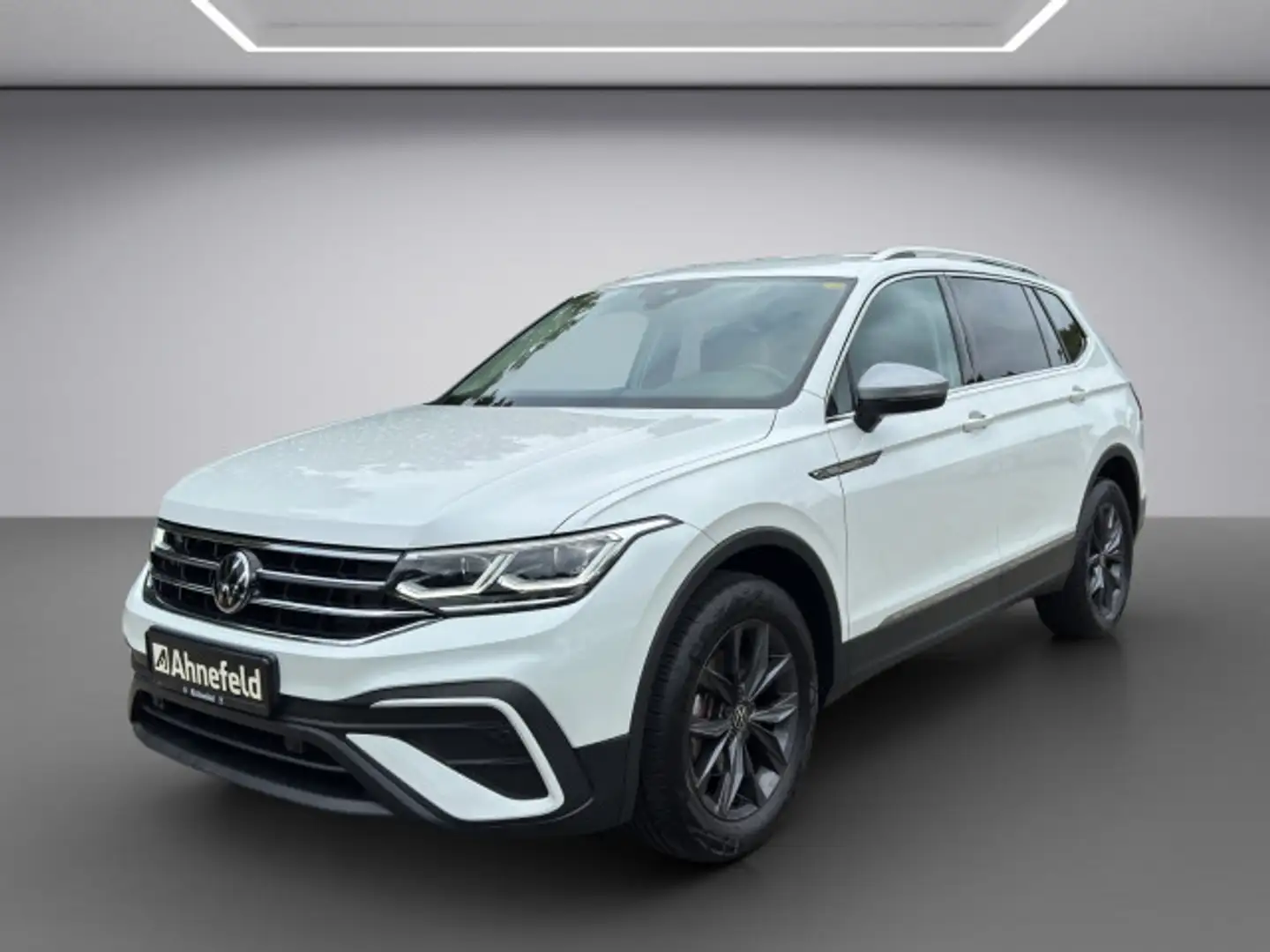 Volkswagen Tiguan Allspace 1.5 TSI Life HUD MATRIX-LED Weiß - 2
