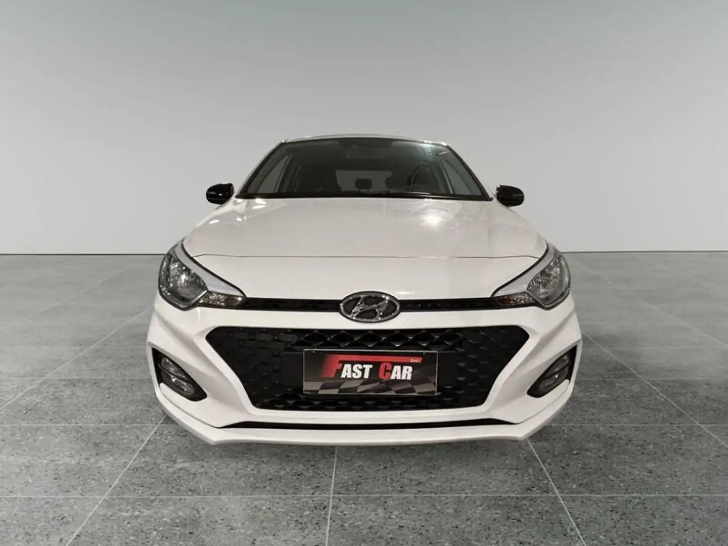 Hyundai i20 1.2 5 porte Connectline Bianco - 2
