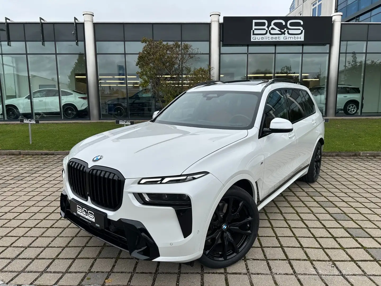 BMW X7 xDr 40d M Sport,Skylounge,Aktivlenk,AHK,usw. Weiß - 2