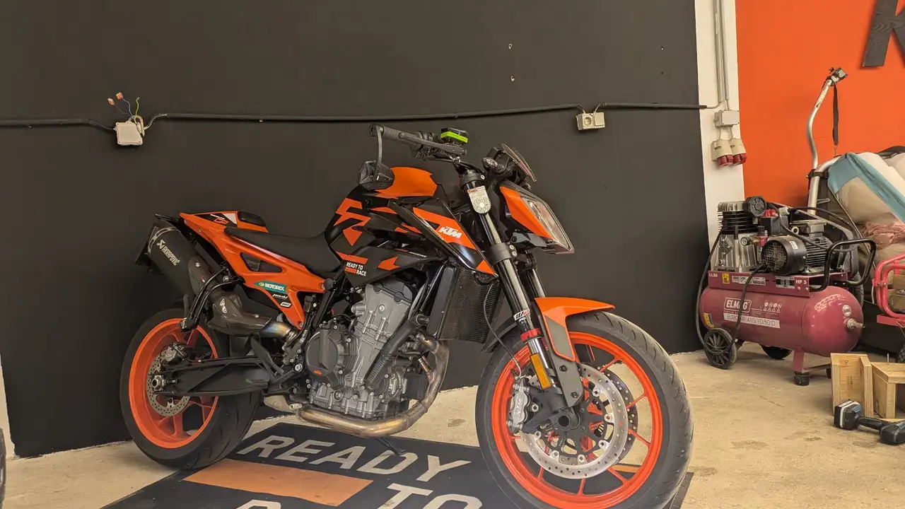 KTM 890 Duke