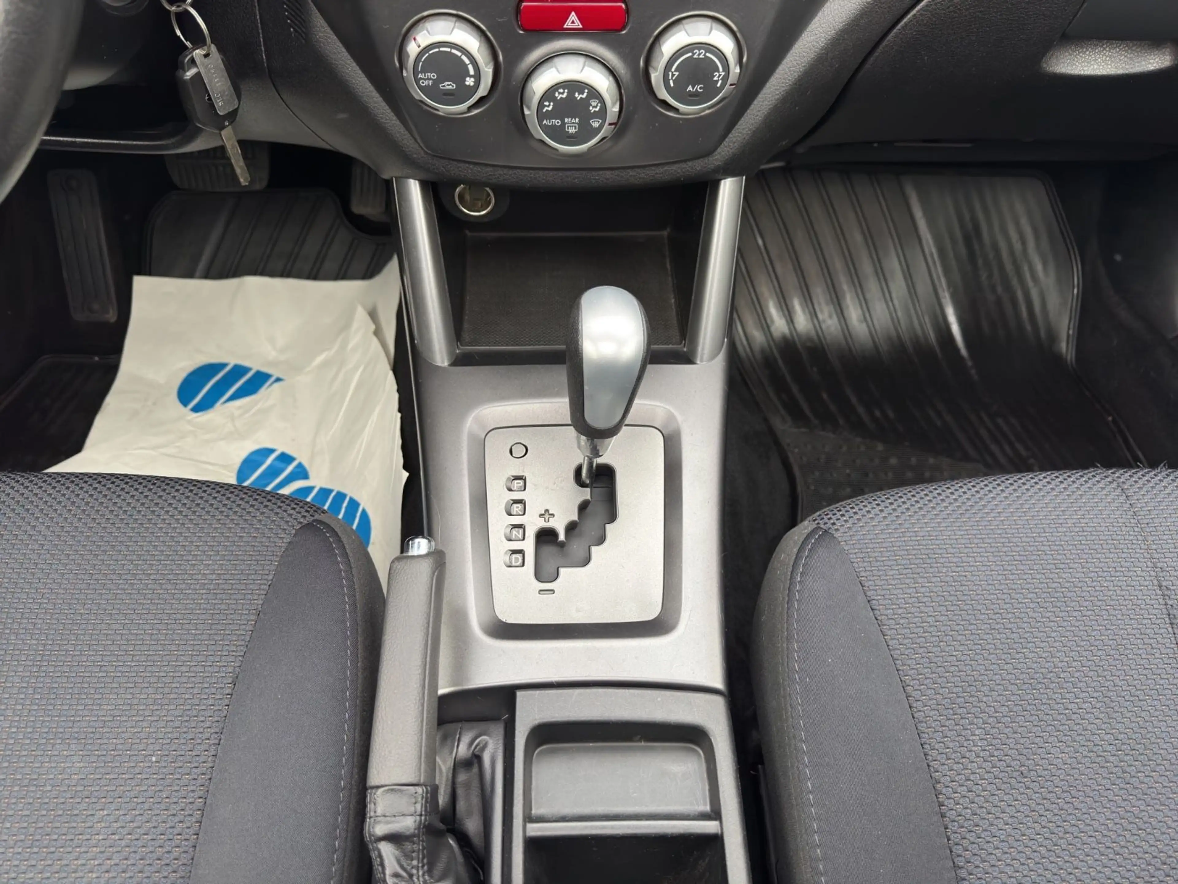 Subaru Forester Comfort°Automatik°Navi°Sitzheizung°PDC° — photo 14