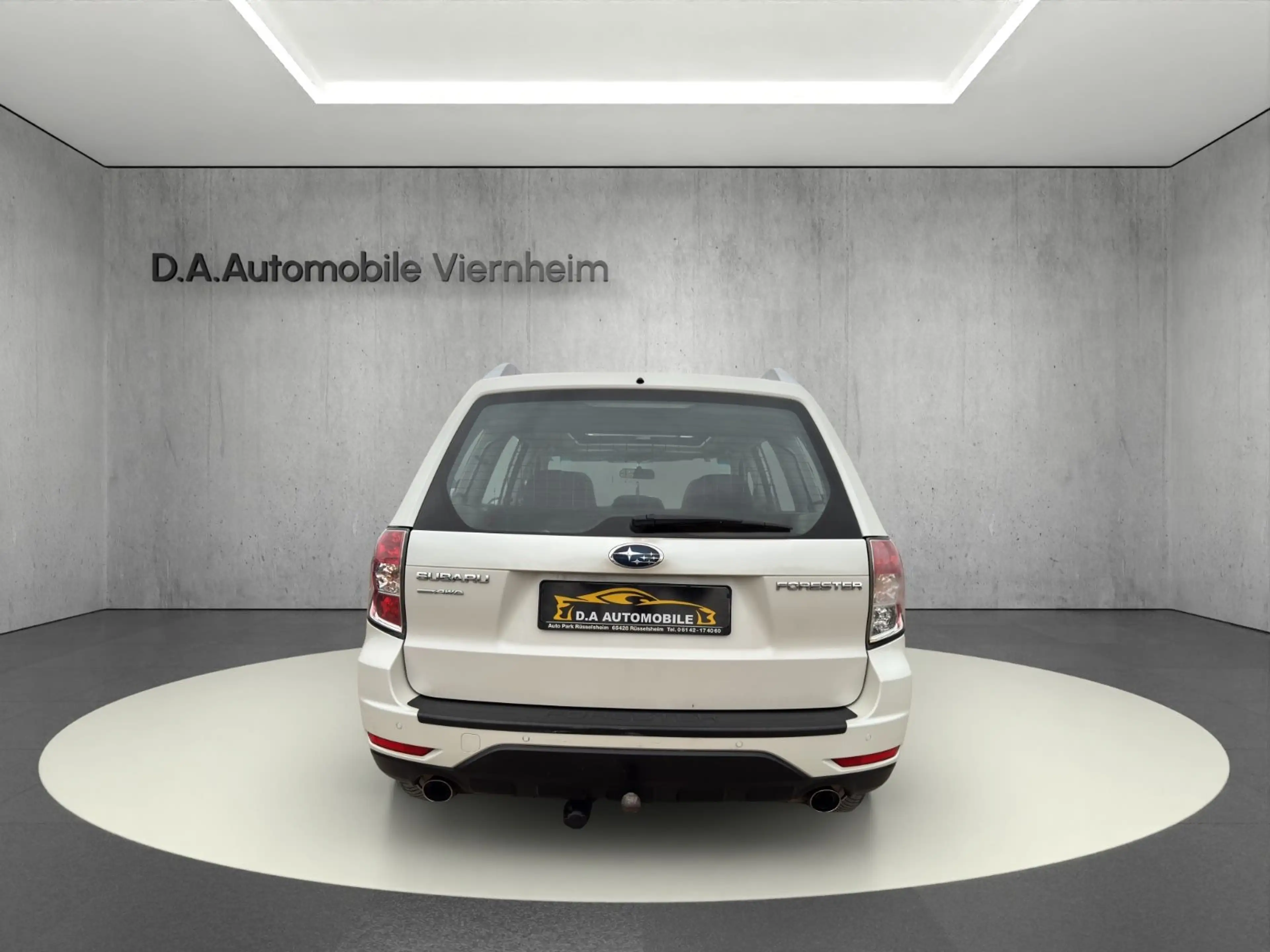 Subaru Forester Comfort°Automatik°Navi°Sitzheizung°PDC° — photo 5