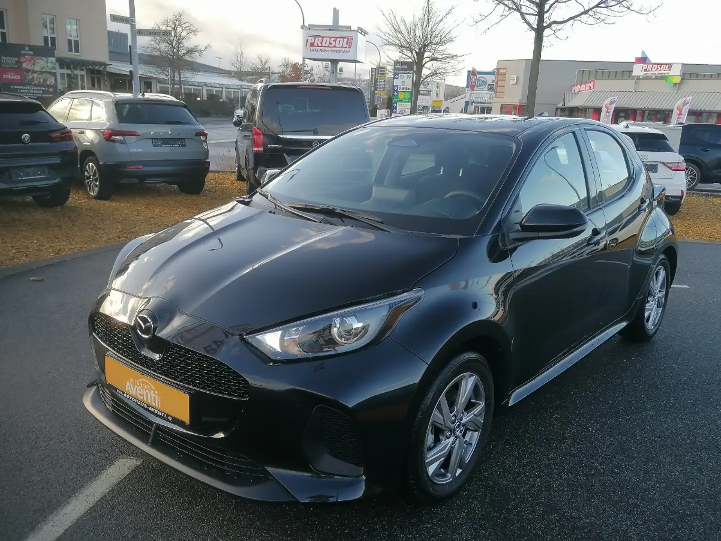 Mazda 2 Hybrid Exclusive-Line SHZ*TSR*RFK+DAB Schwarz - 2