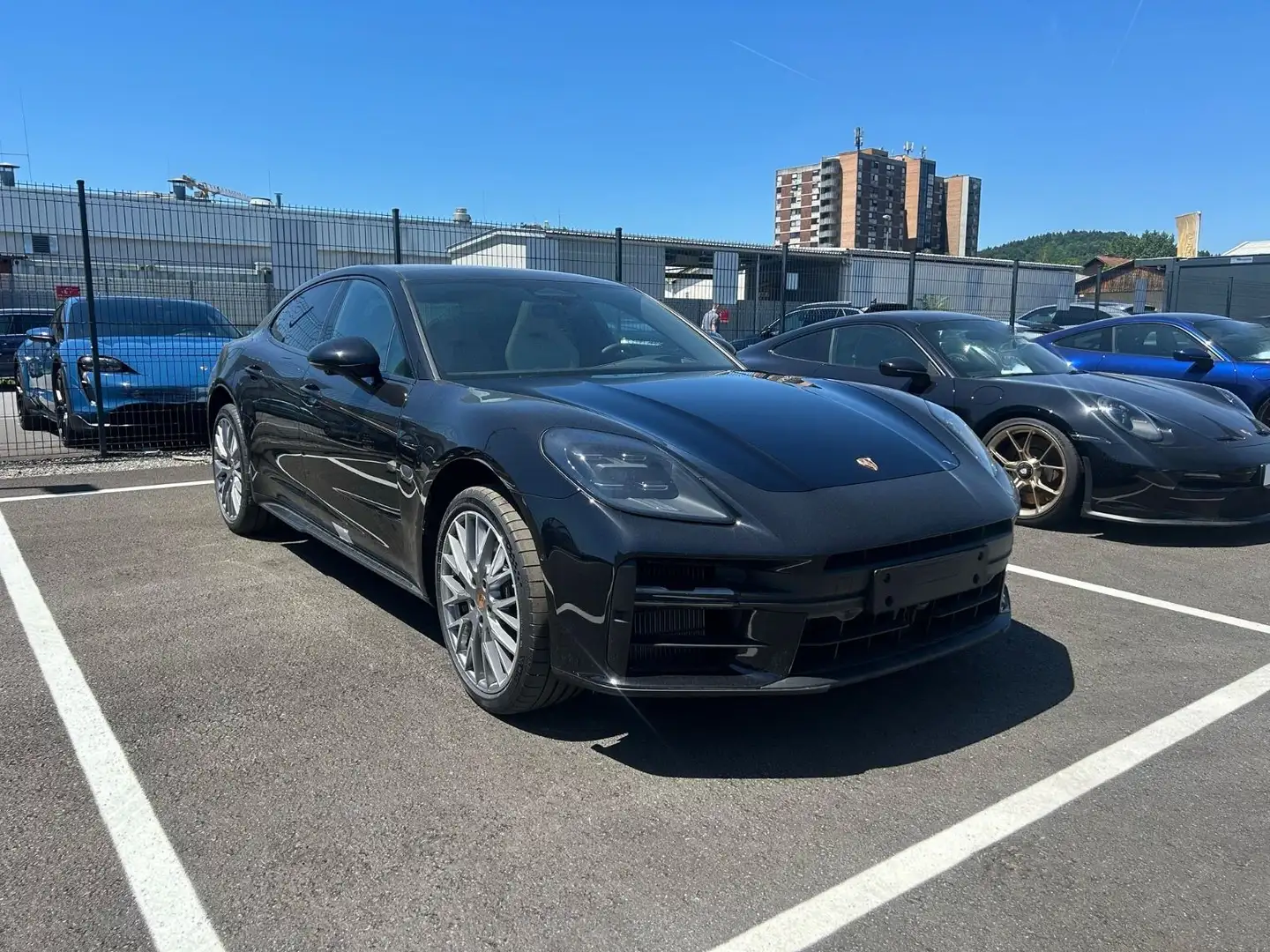 PORSCHE Panamera