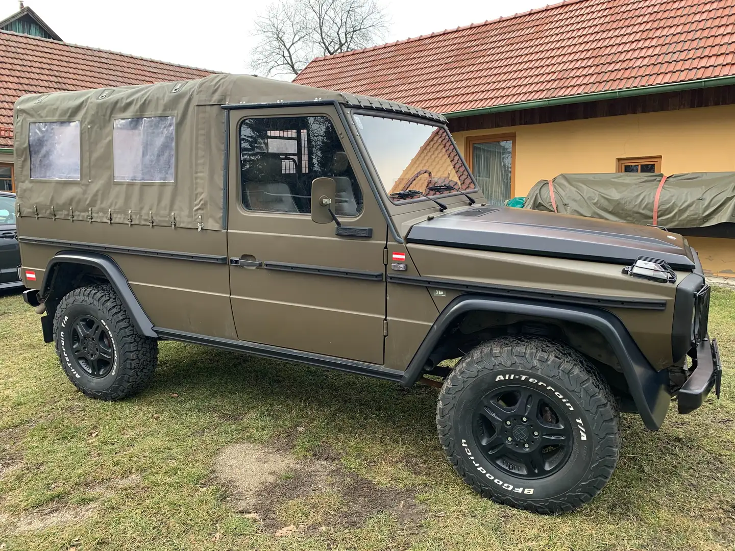 Puch G 230 GE Schweizer Armee SUV Grün - 1