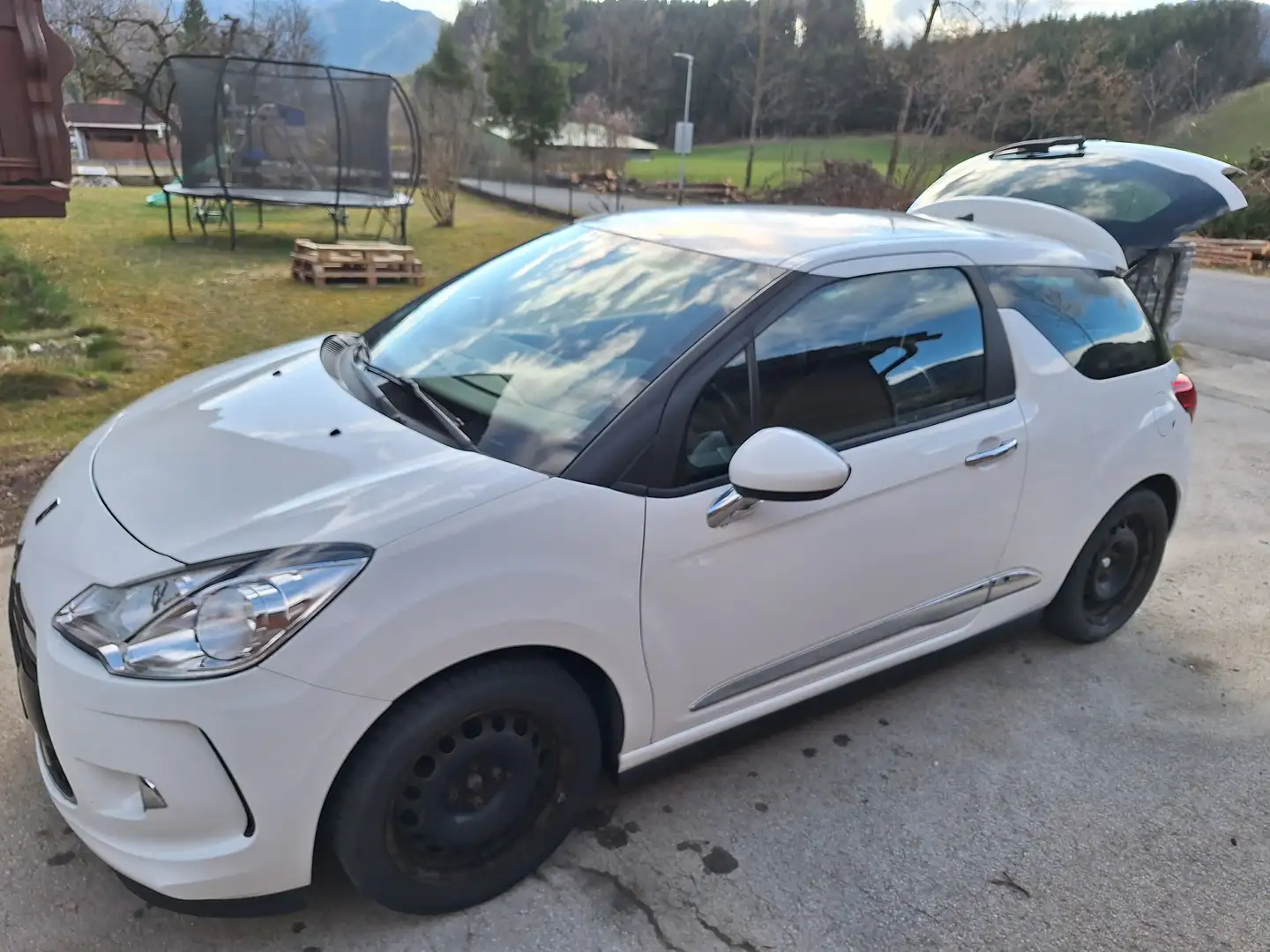 Citroen DS3 DS3 1,6 HDi So Chic Airdream 99g FAP So Chic Airdream Weiß - 2