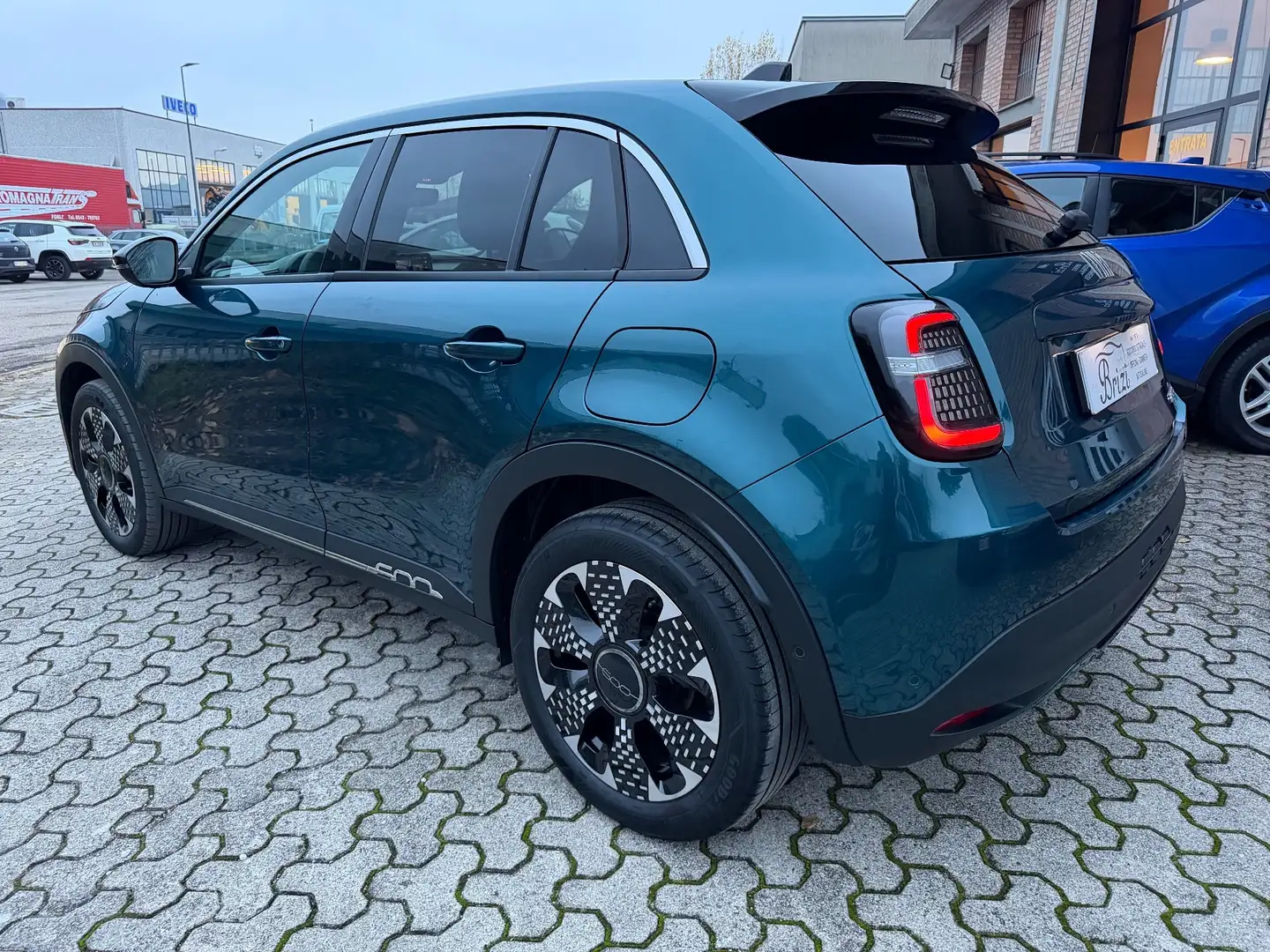 Fiat 600 600 Hybrid 100 CV DCT MHEV La Prima Vert - 2