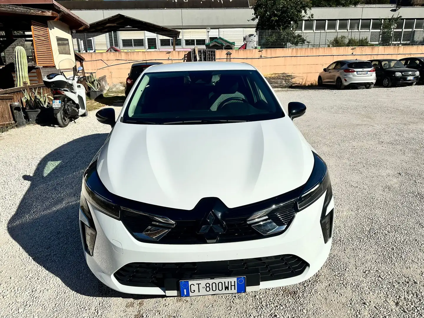 Mitsubishi Colt 1.0L turbo 90 CV Invite PRONTA CONSEGNA IVA COMPR Bianco - 2