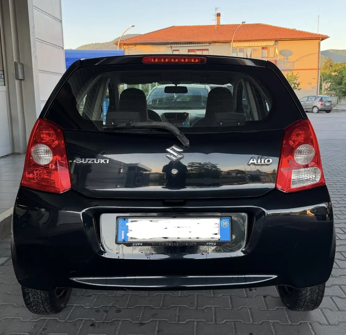 Suzuki Alto 1.0 L - 2