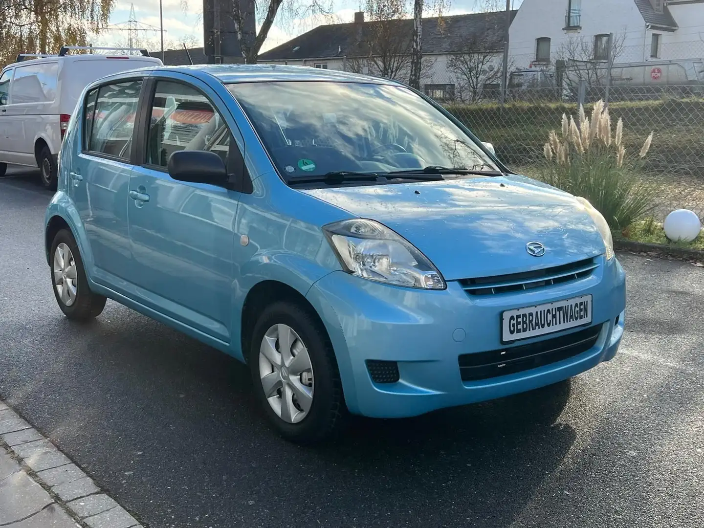 Daihatsu Sirion Blau - 2