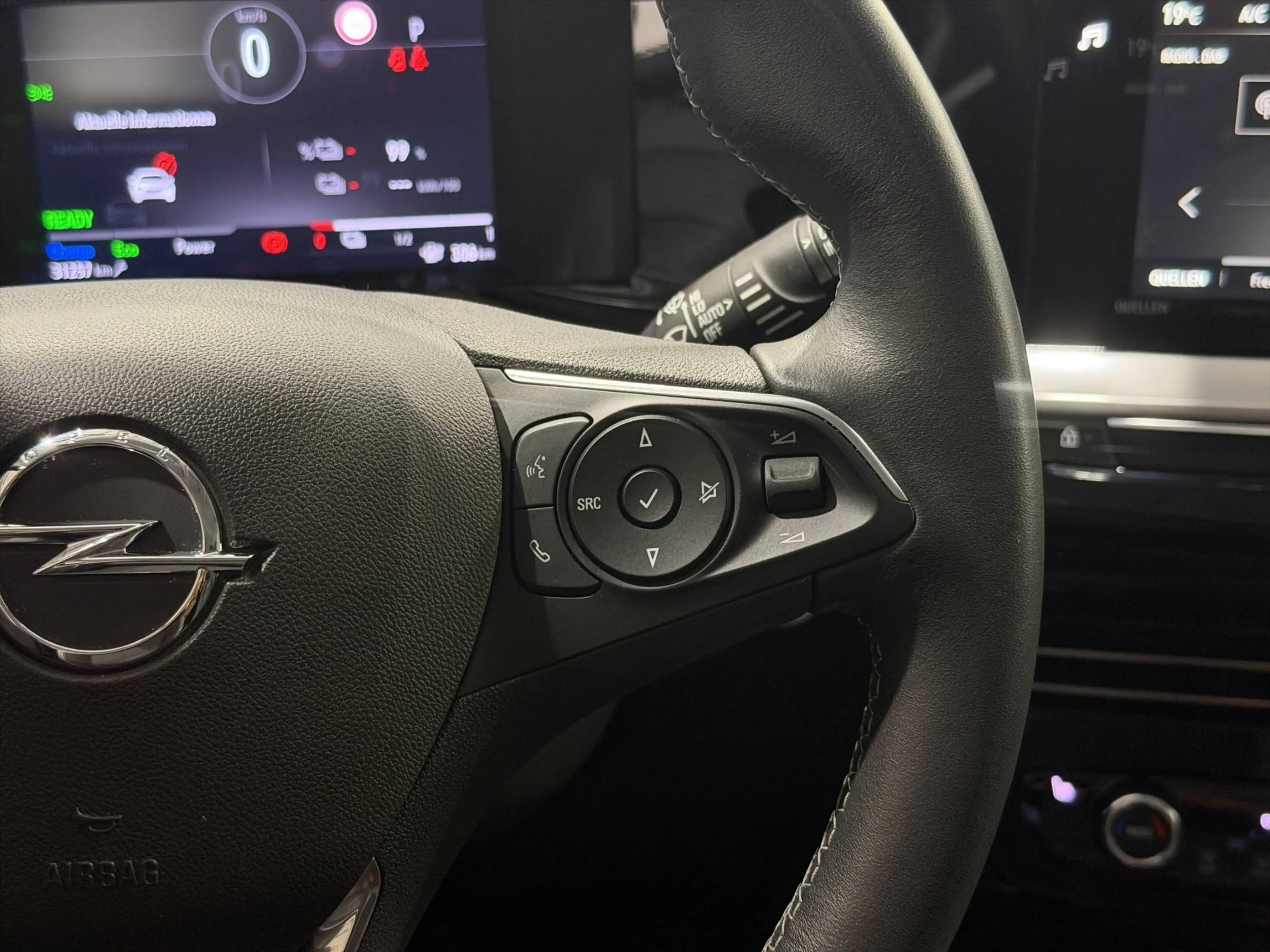 Opel Mokka-E EDITION ***HEATED STEERING WHEEL & SEATS*REAR CAMERA*** — photo 14