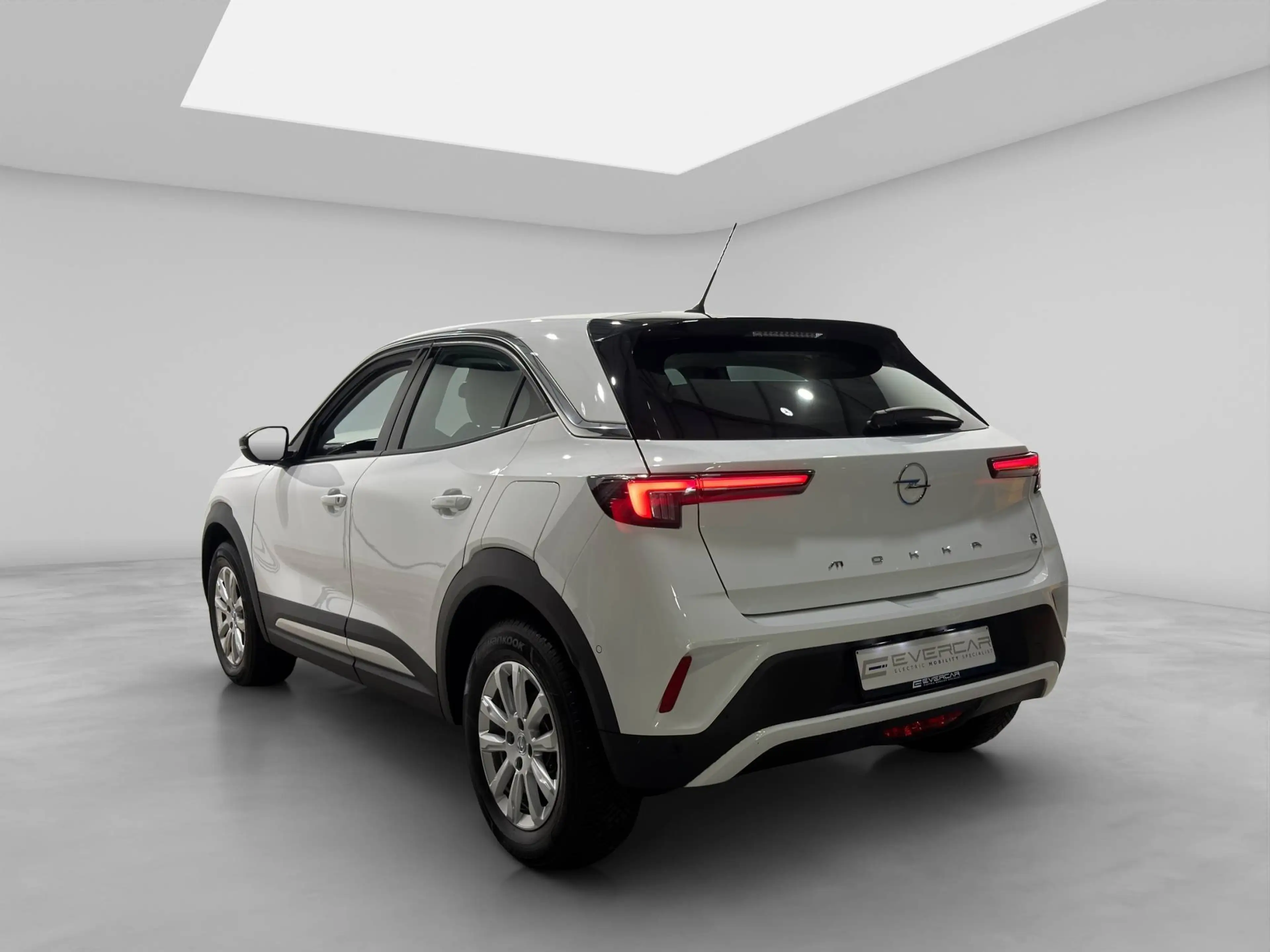 Opel Mokka-E EDITION ***HEATED STEERING WHEEL & SEATS*REAR CAMERA*** — photo 6