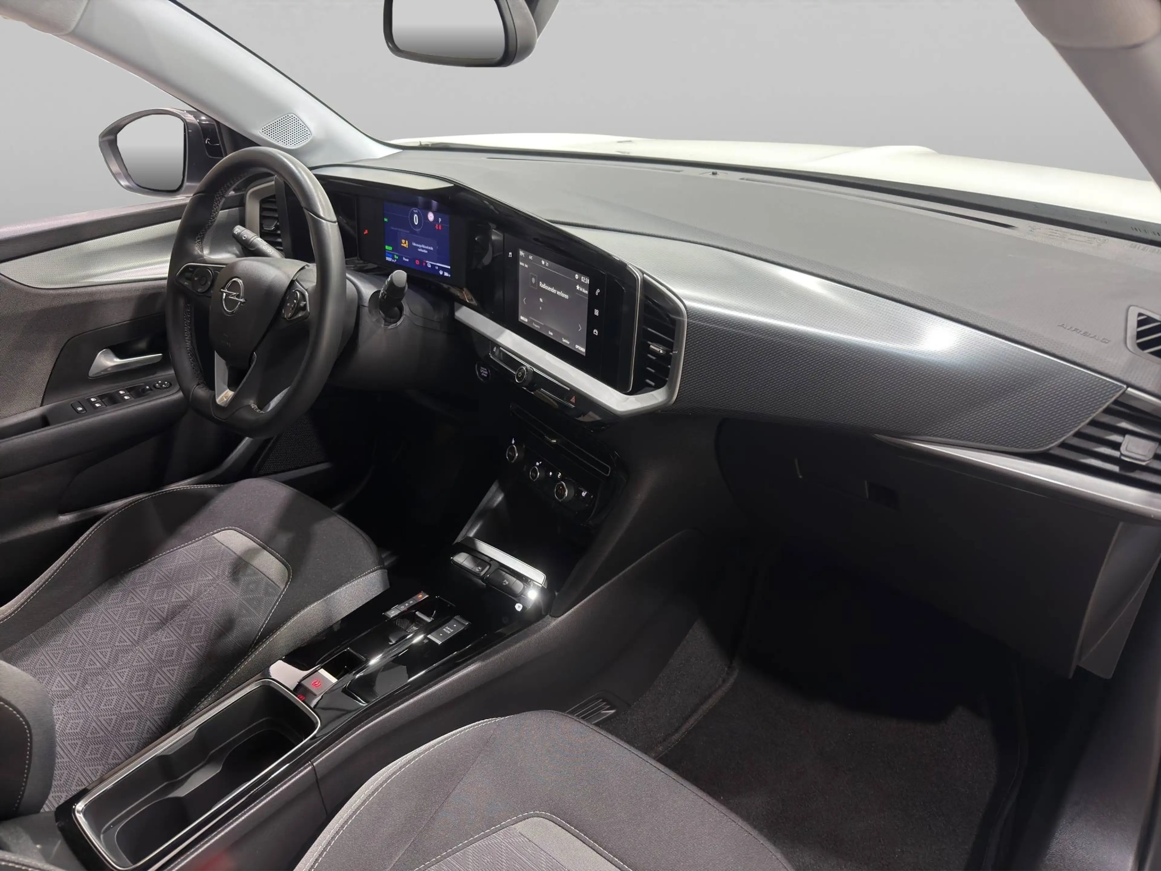 Opel Mokka-E EDITION ***HEATED STEERING WHEEL & SEATS*REAR CAMERA*** — photo 9