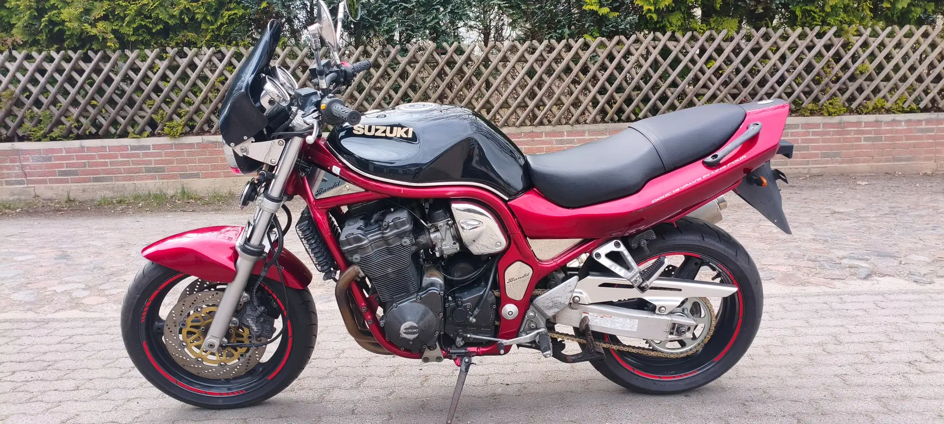 Suzuki Bandit 1200 Rojo - 1