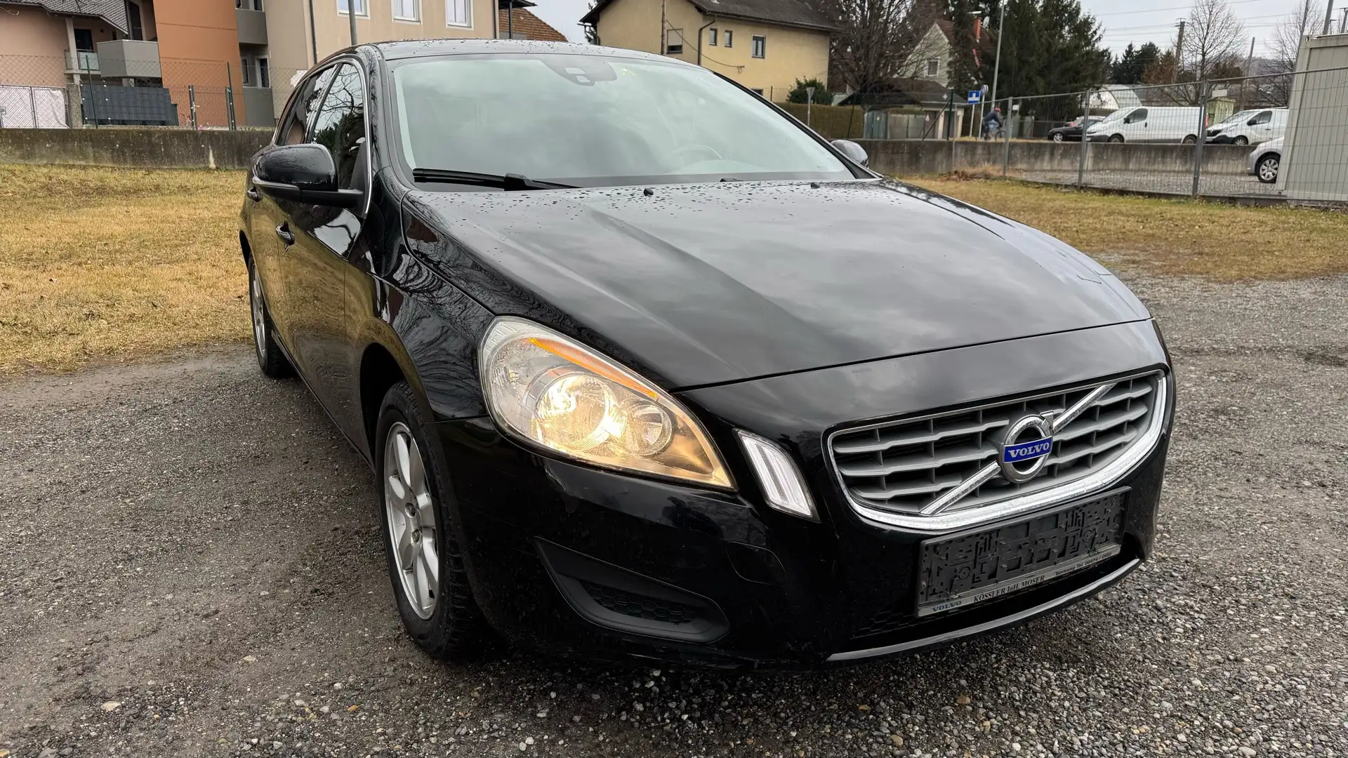 Volvo V60 D3 Kinetic - 1