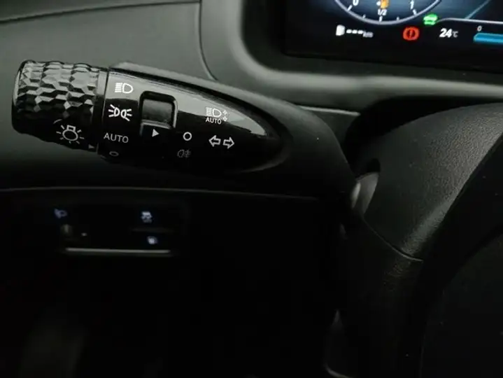 Hyundai Tucson PHEV TGDI 1.6 4X4 AT MAXX SAFE 2023, foto 18