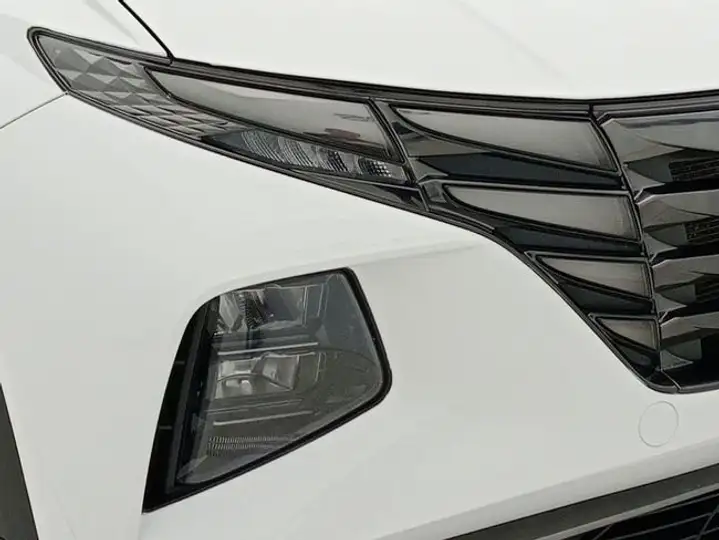 Hyundai Tucson PHEV TGDI 1.6 4X4 AT MAXX SAFE 2023, foto 23