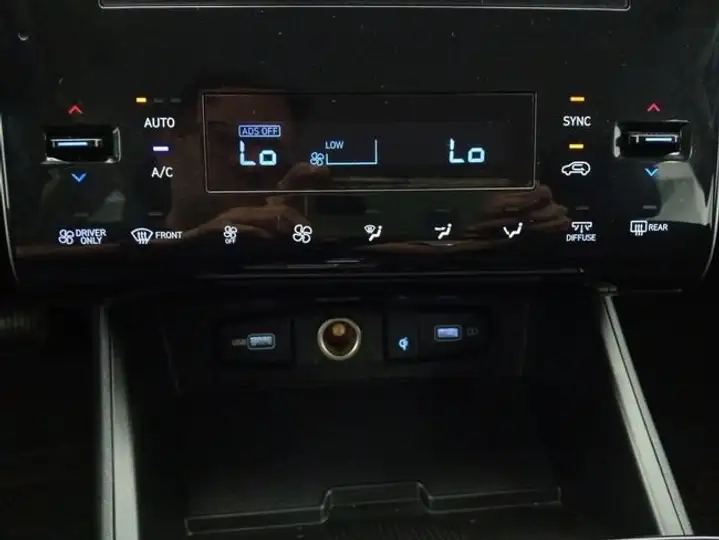 Hyundai Tucson PHEV TGDI 1.6 4X4 AT MAXX SAFE 2023, foto 12