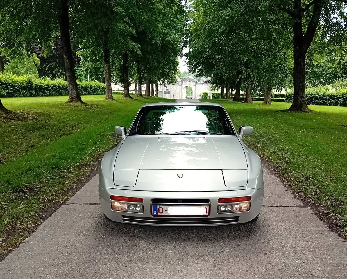 Porsche 944 S2, foto 2