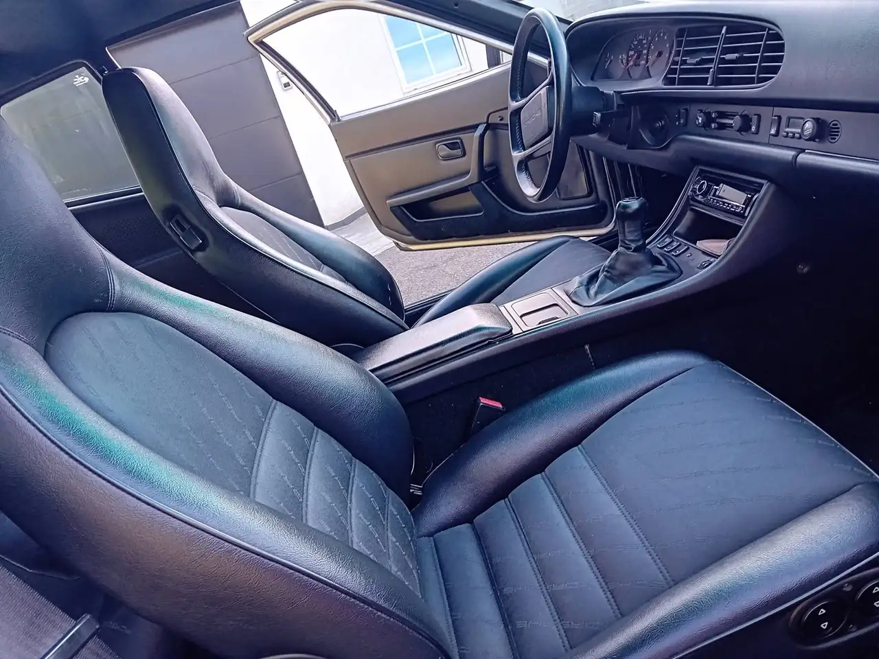Porsche 944 S2, foto 8