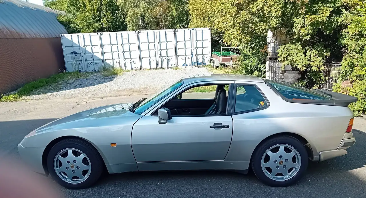 Porsche 944 S2, foto 9
