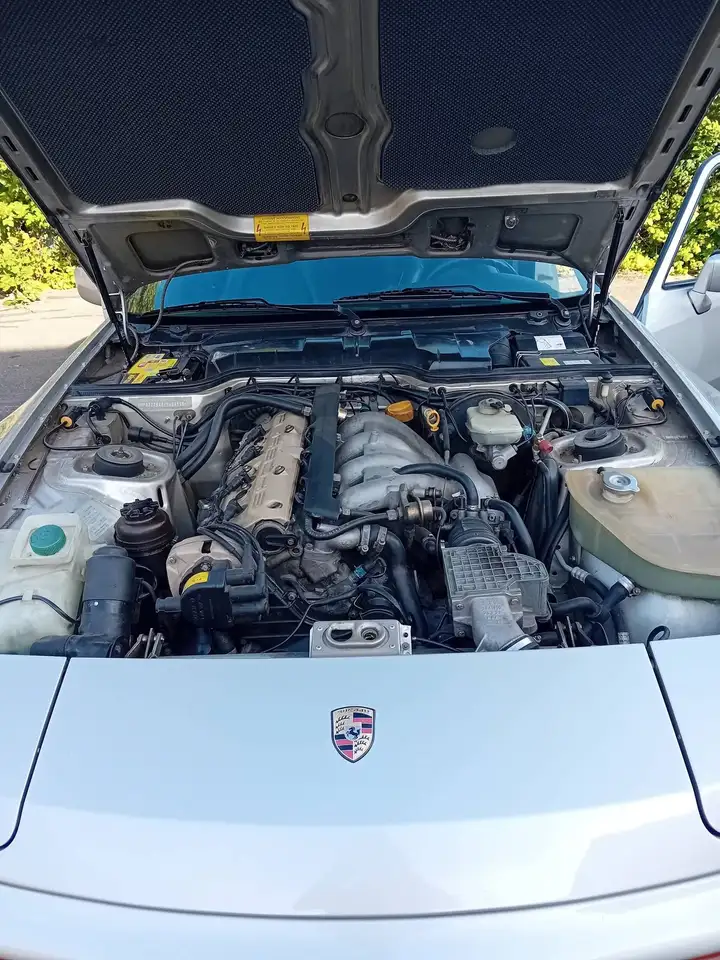 Porsche 944 S2, foto 10