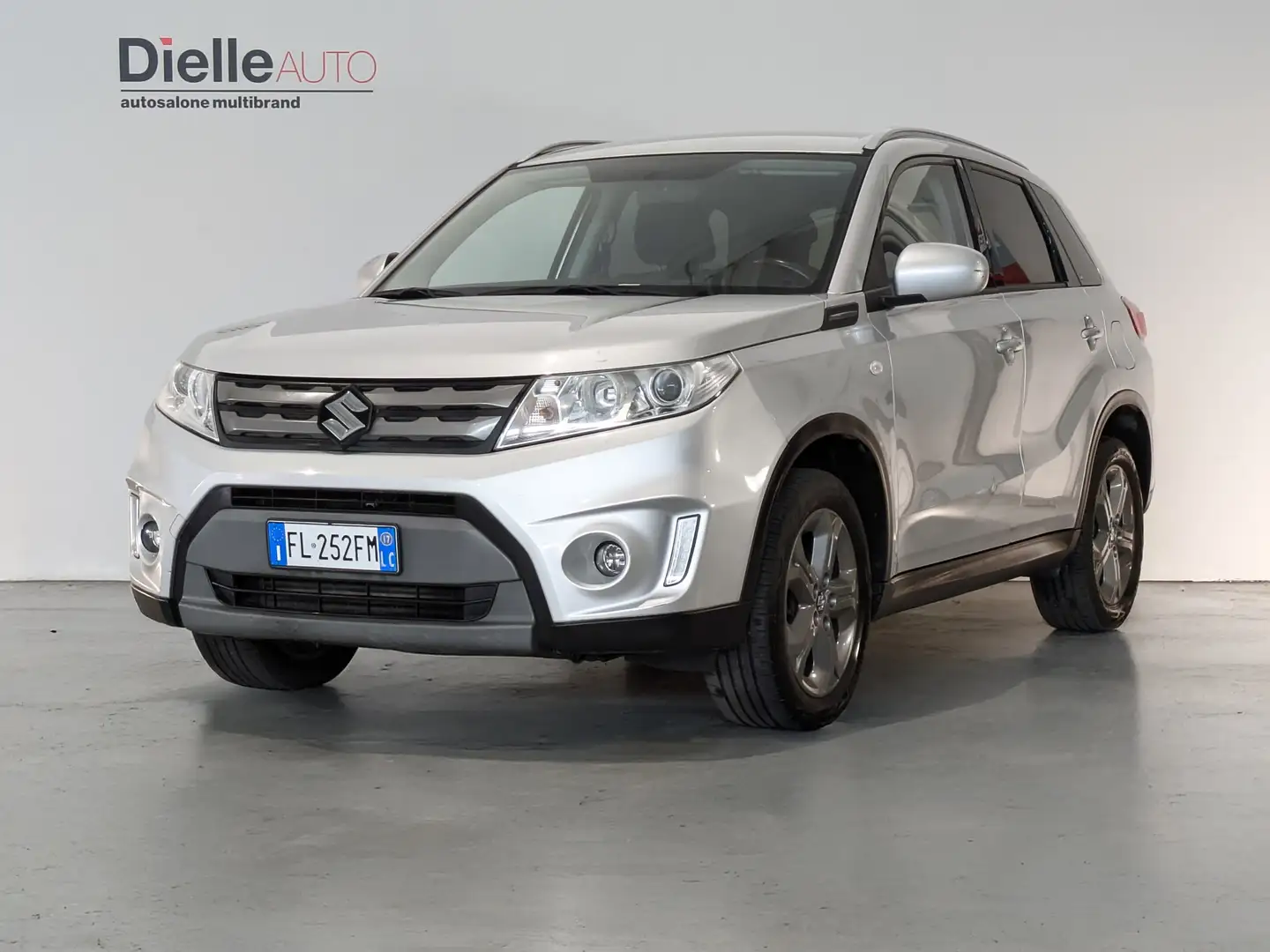 Suzuki Vitara 1.6 DDiS 4WD All Grip V-Top Срібний - 1